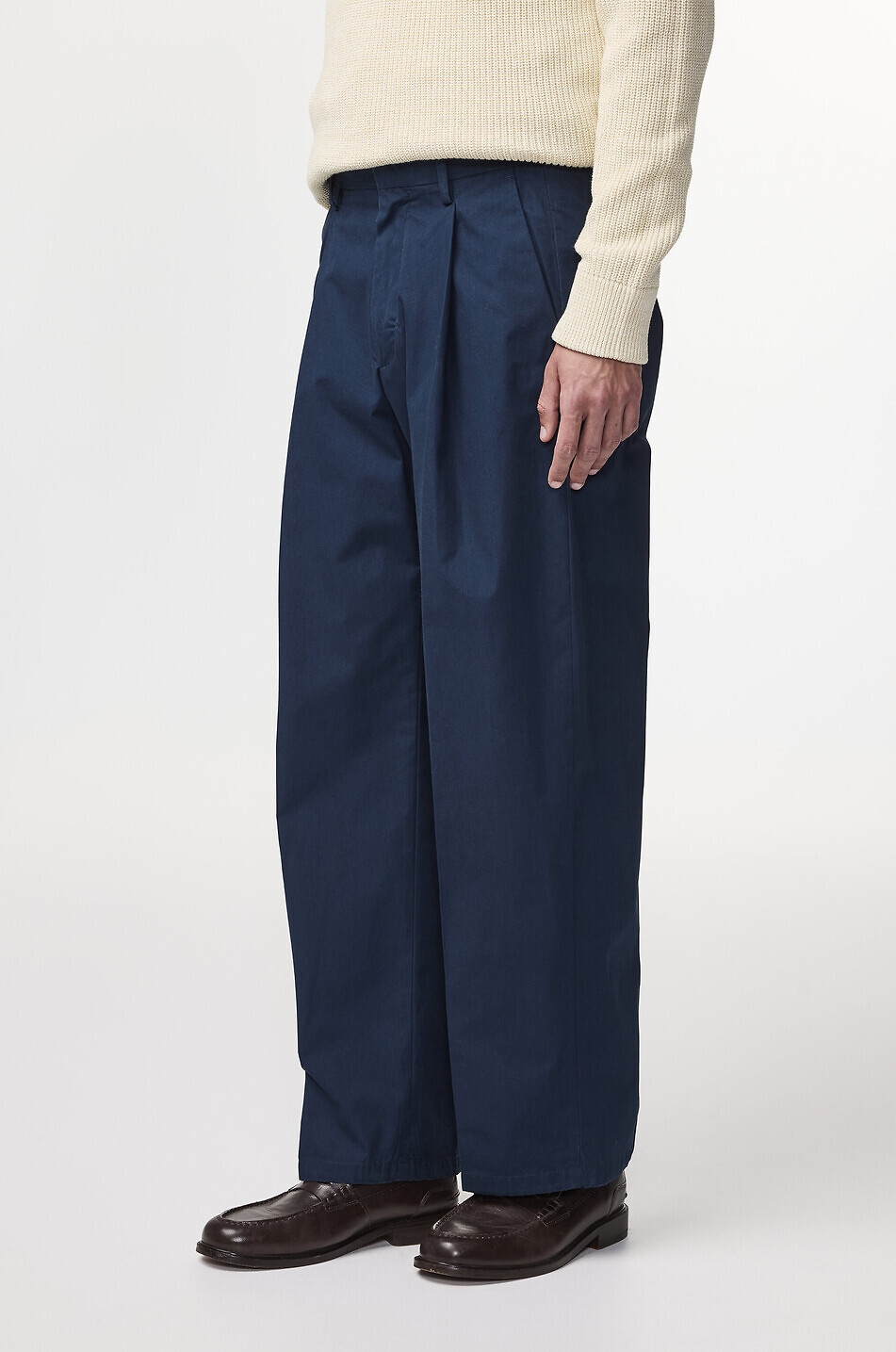 NN07 Kay organic cotton pleated trousers Men DARK BLUE 5