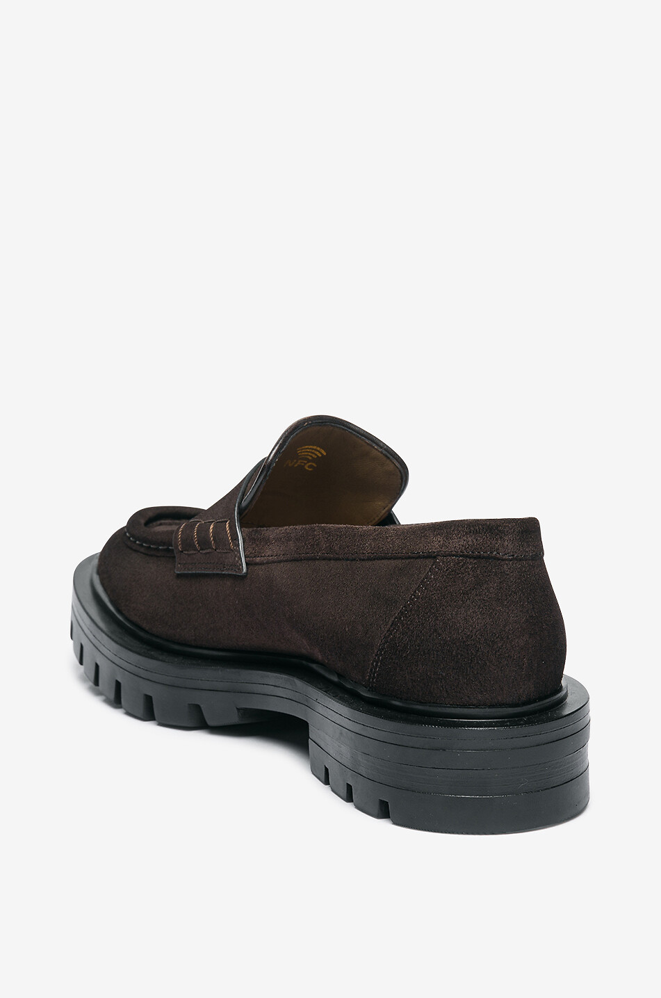 Wildledermokassins mit gezahnter Sohle