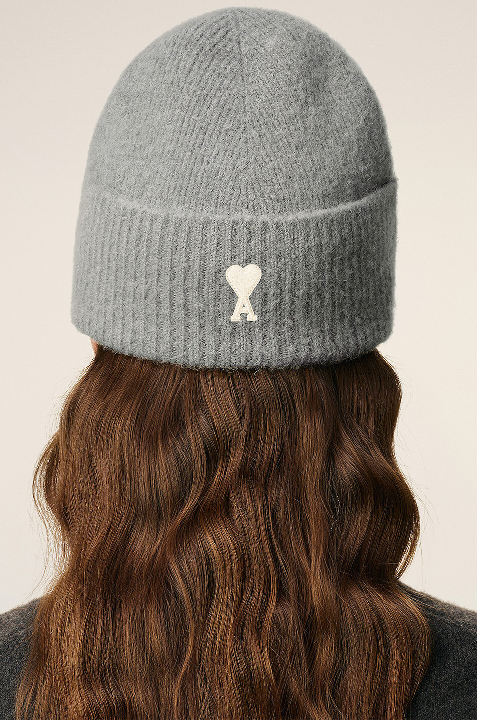 AMI Ami de Cœur alpaca blend beanie Women LIGHT GREY 5