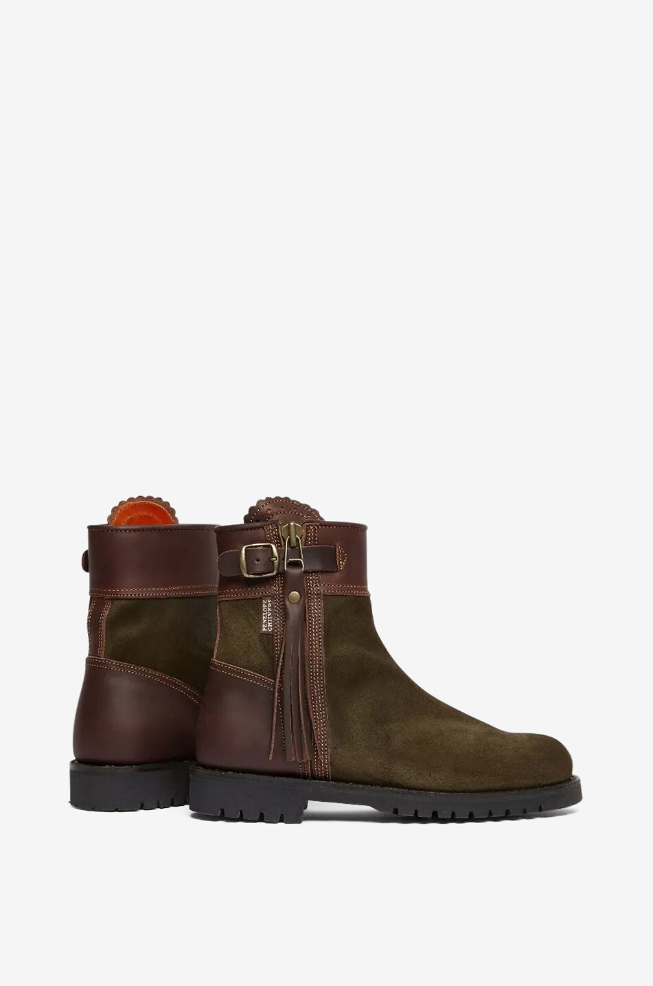 Handgefertigte Stiefeletten aus beschichtetem Wildleder Inclement