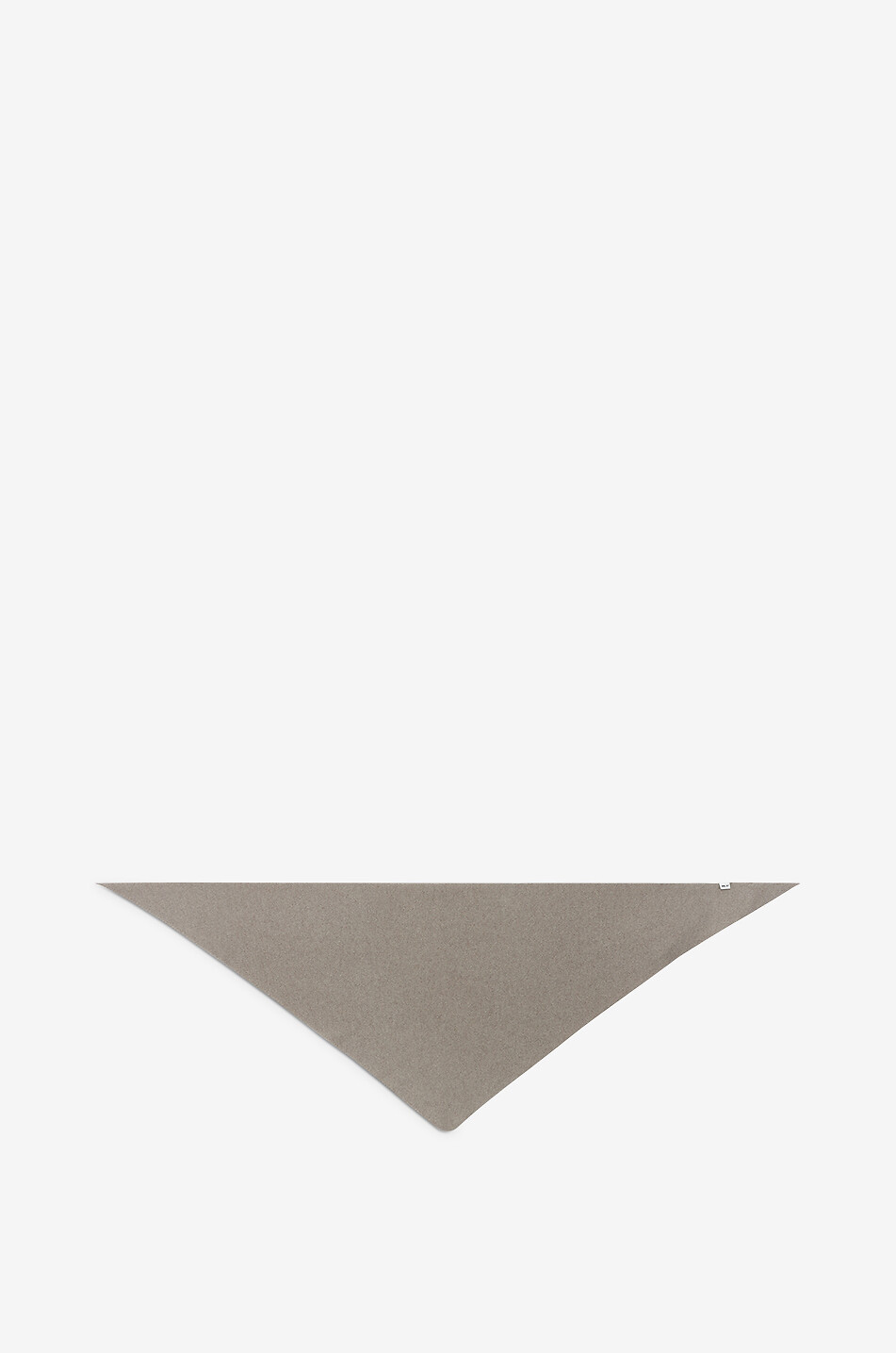 Triangular wool scarf