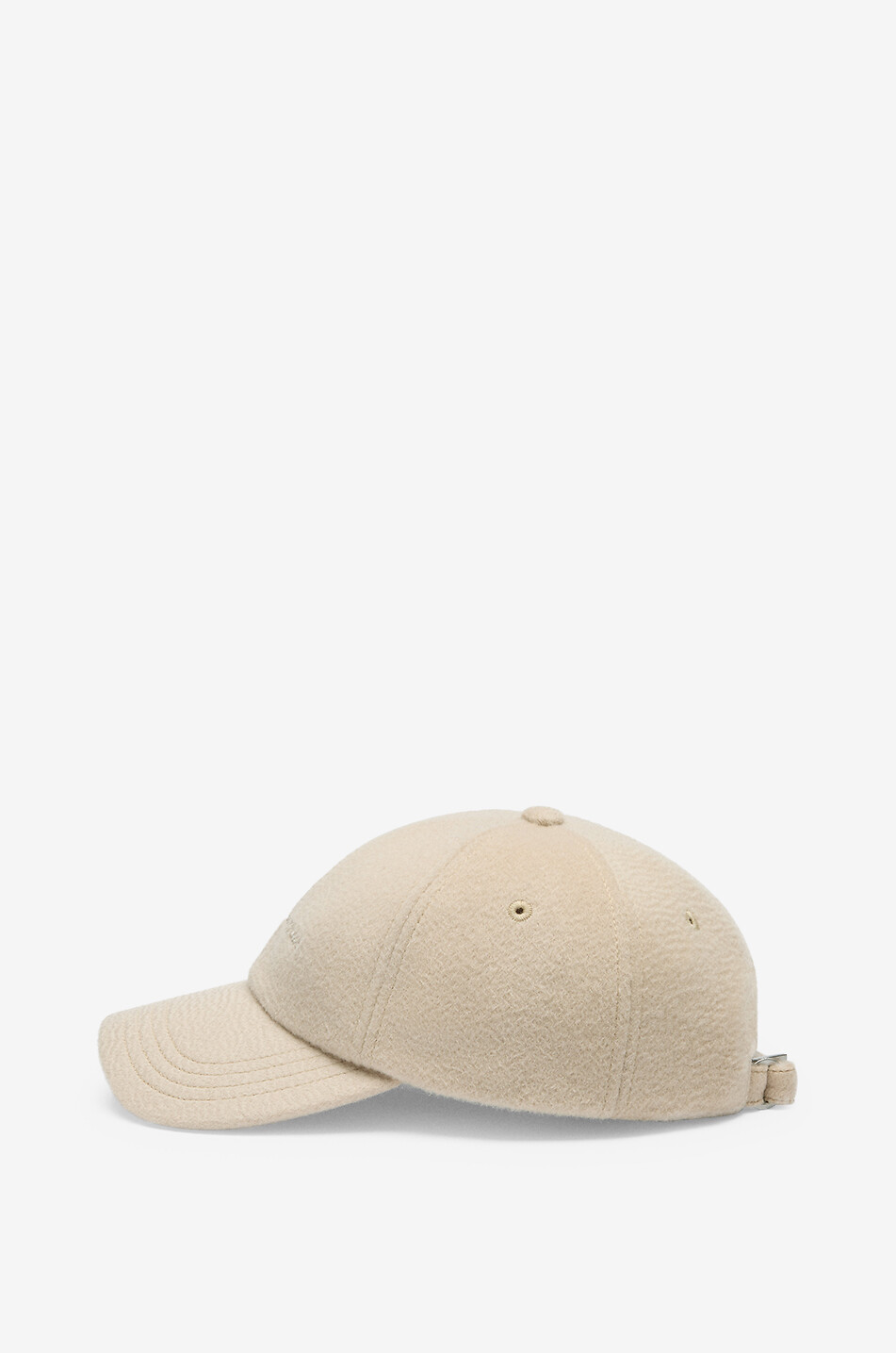 Jacquemus Women – Fashion, Bags & Accessories | Contemporary Style