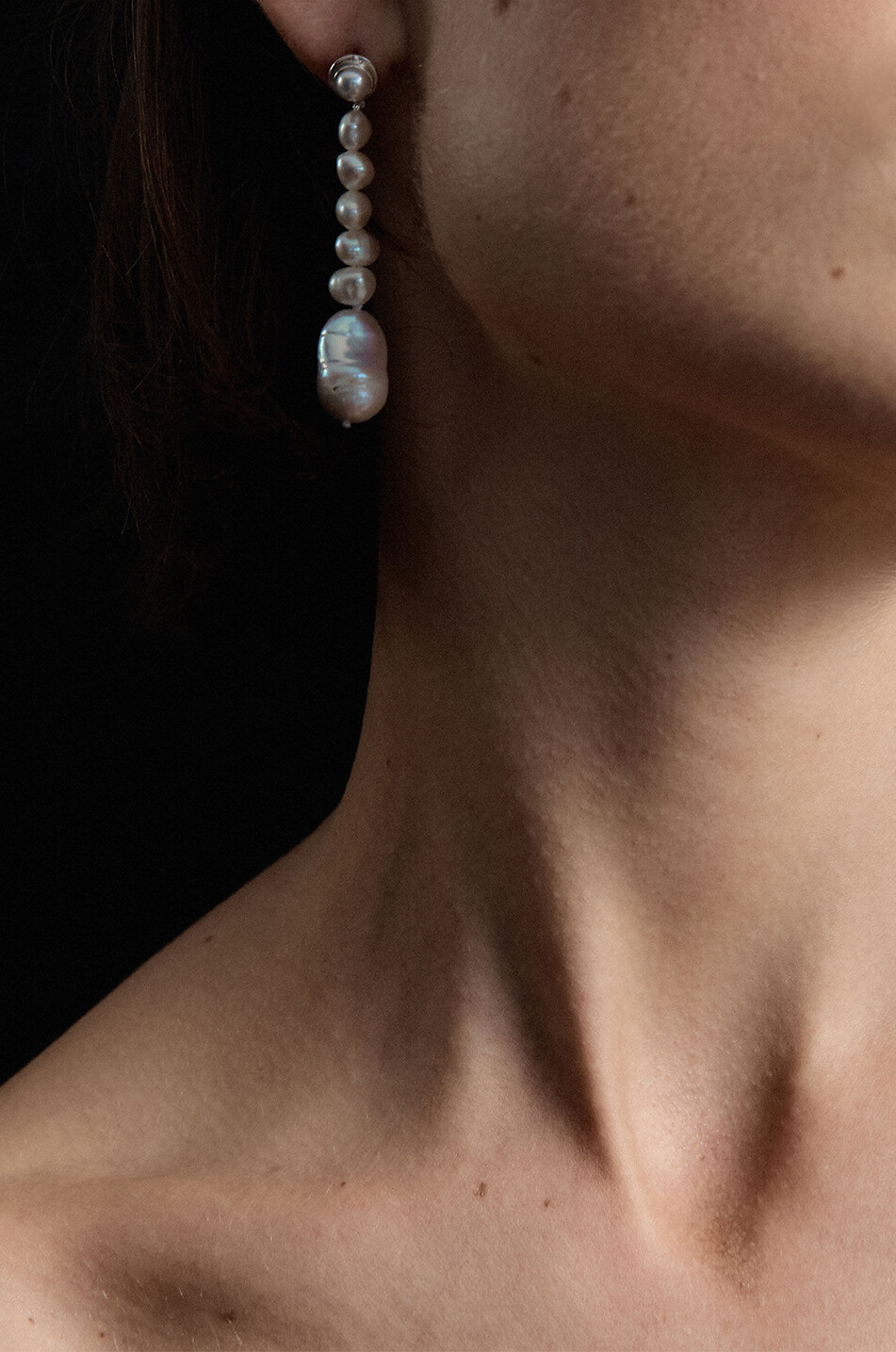 AGMES Boucles d'oreilles en perles d'eau douce Emmanuelle Femme BLANC CASSE 2