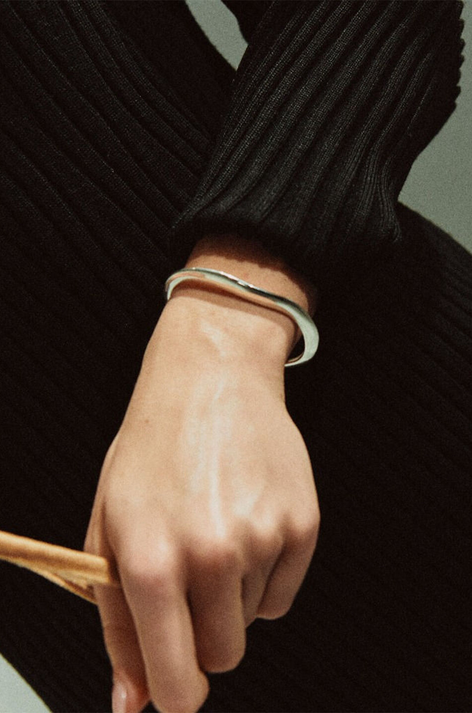 AGMES Astrid Small wavy silver bangle Women SILVER 2