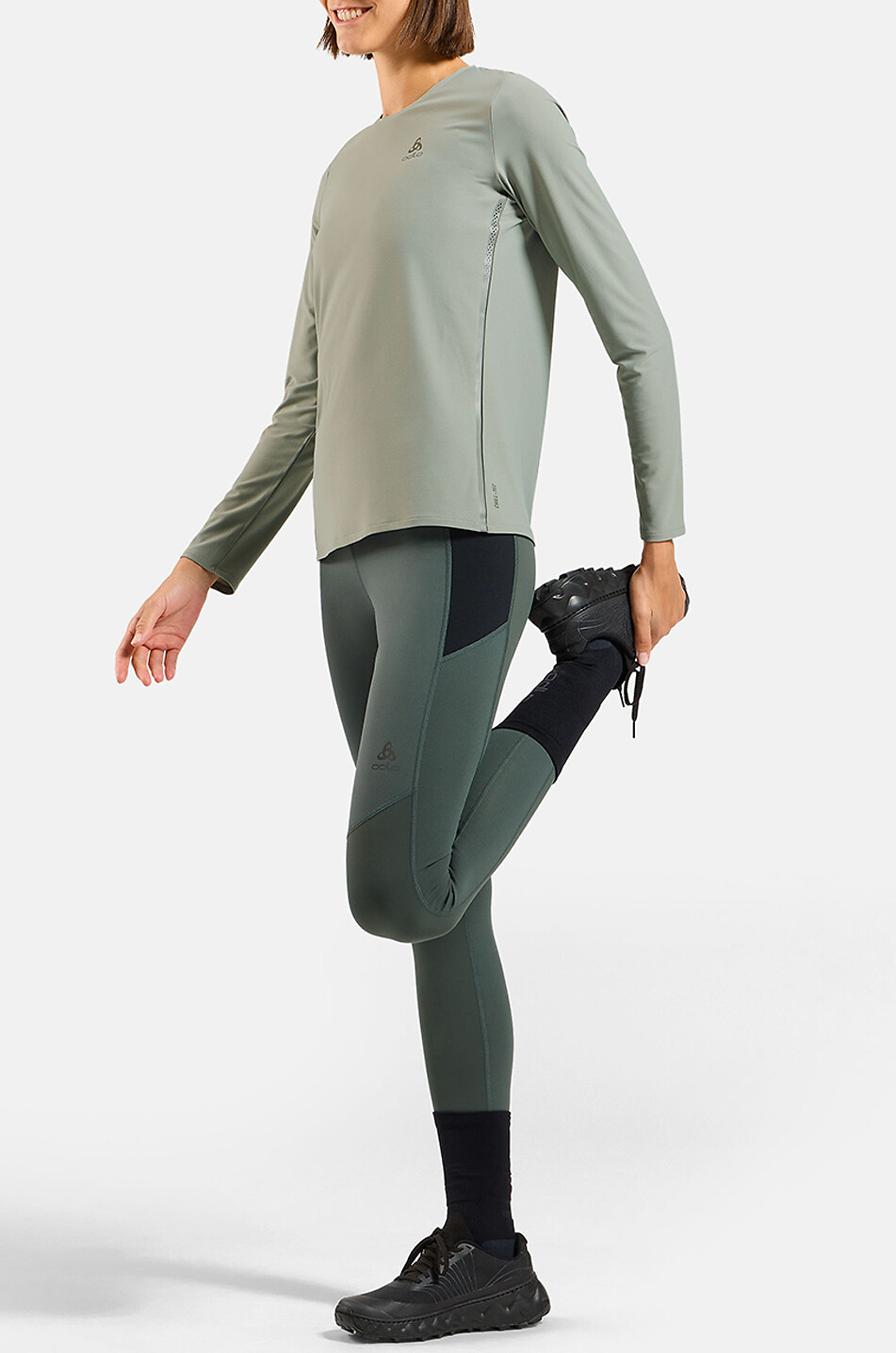 ODLO Zeroweight Chill-Tec technical fabric long-sleeve shirt Women GREY 4