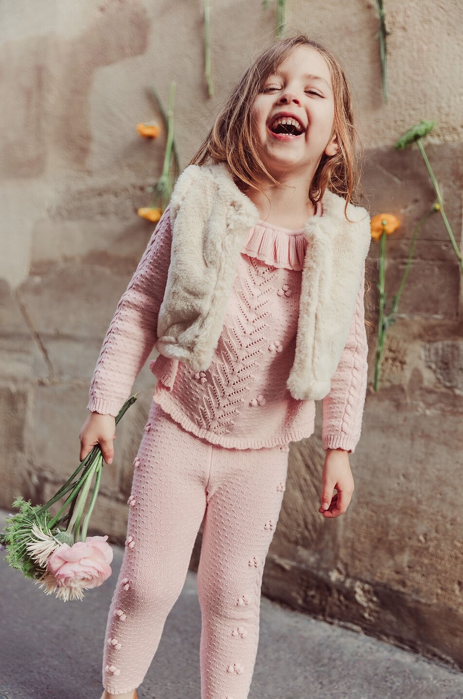 LOUISE MISHA Gilet réversible brodé fille en fourrure synthétique Librana Fille BLANC CASSE 3