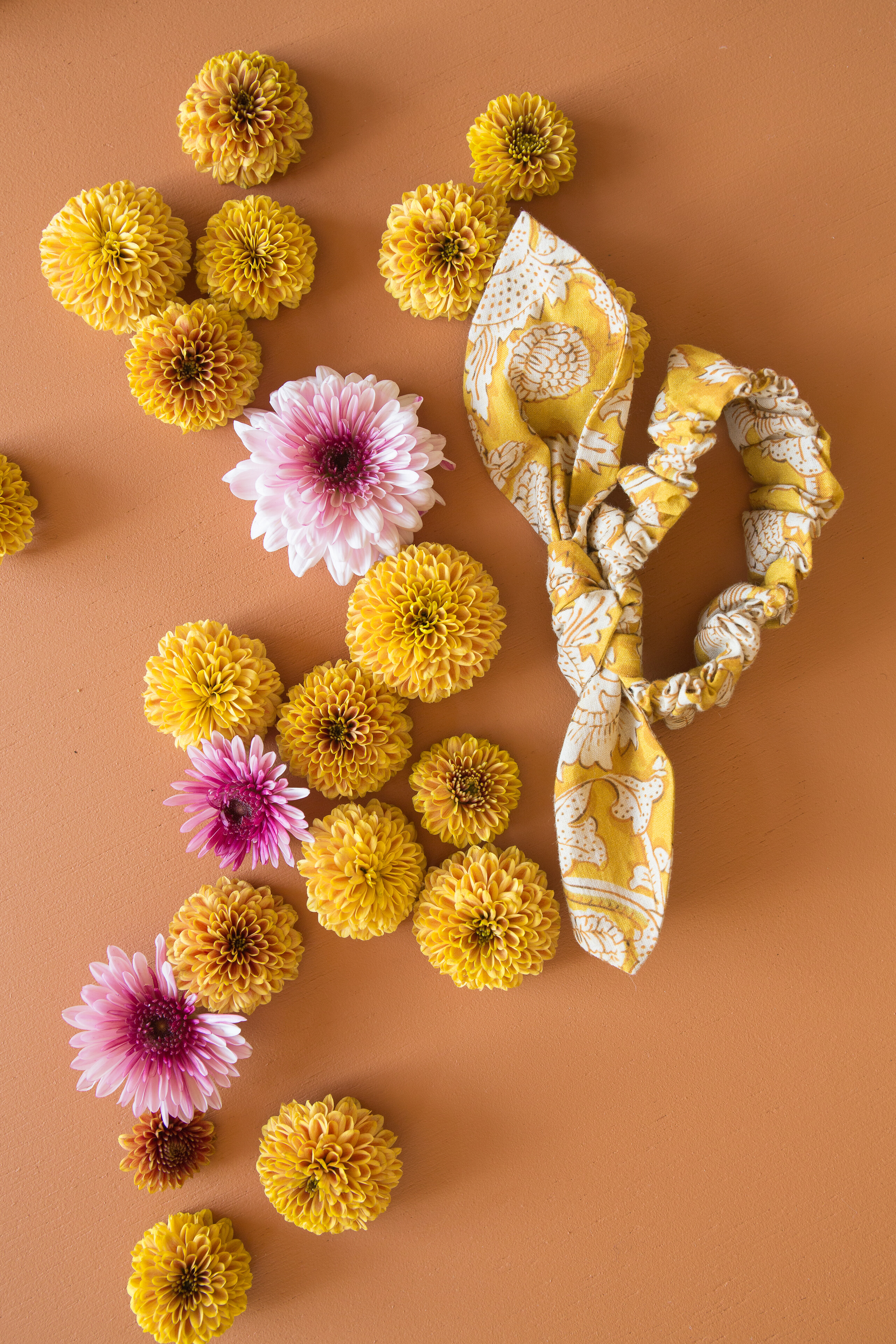 Chloe floral pattern organic cotton girl's scrunchie