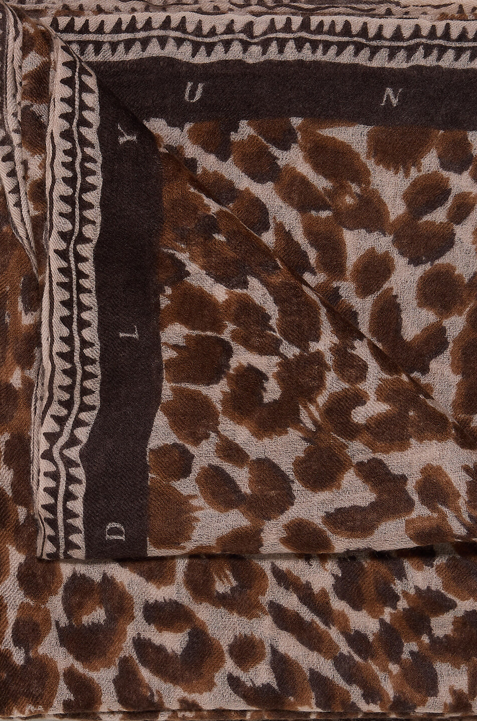 FRIENDLY HUNTING Cheetah felted cashmere stole Women MULTI COLOURED 1 2
