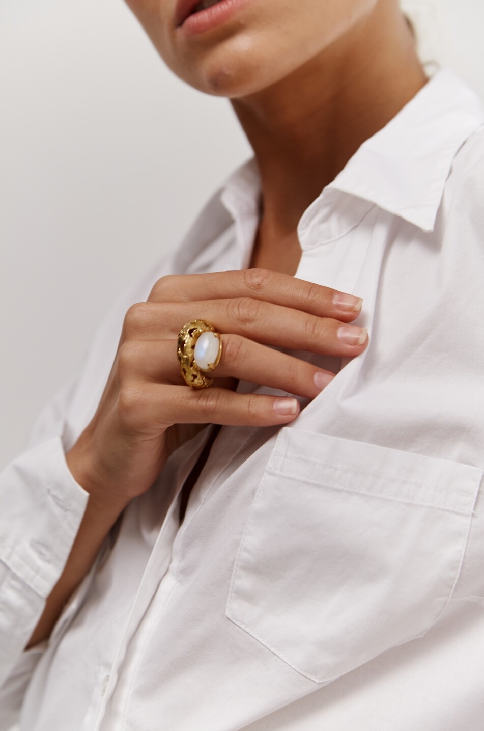 Mayge gold-plated ring with moonstone PAOLA SIGHINOLFI GOLDEN