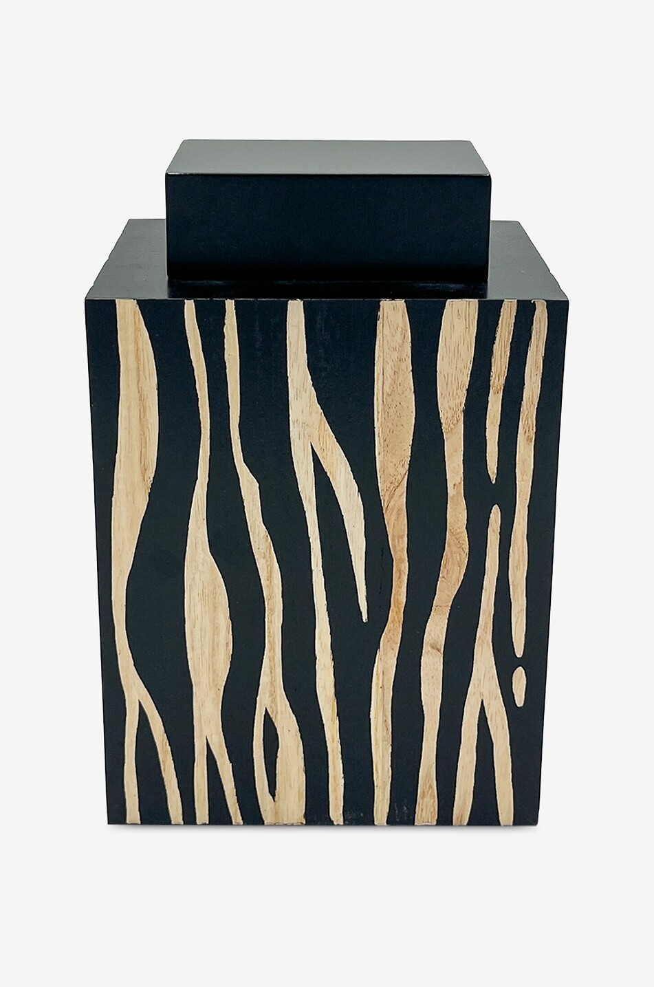 Decorative carved wooden pot - H23