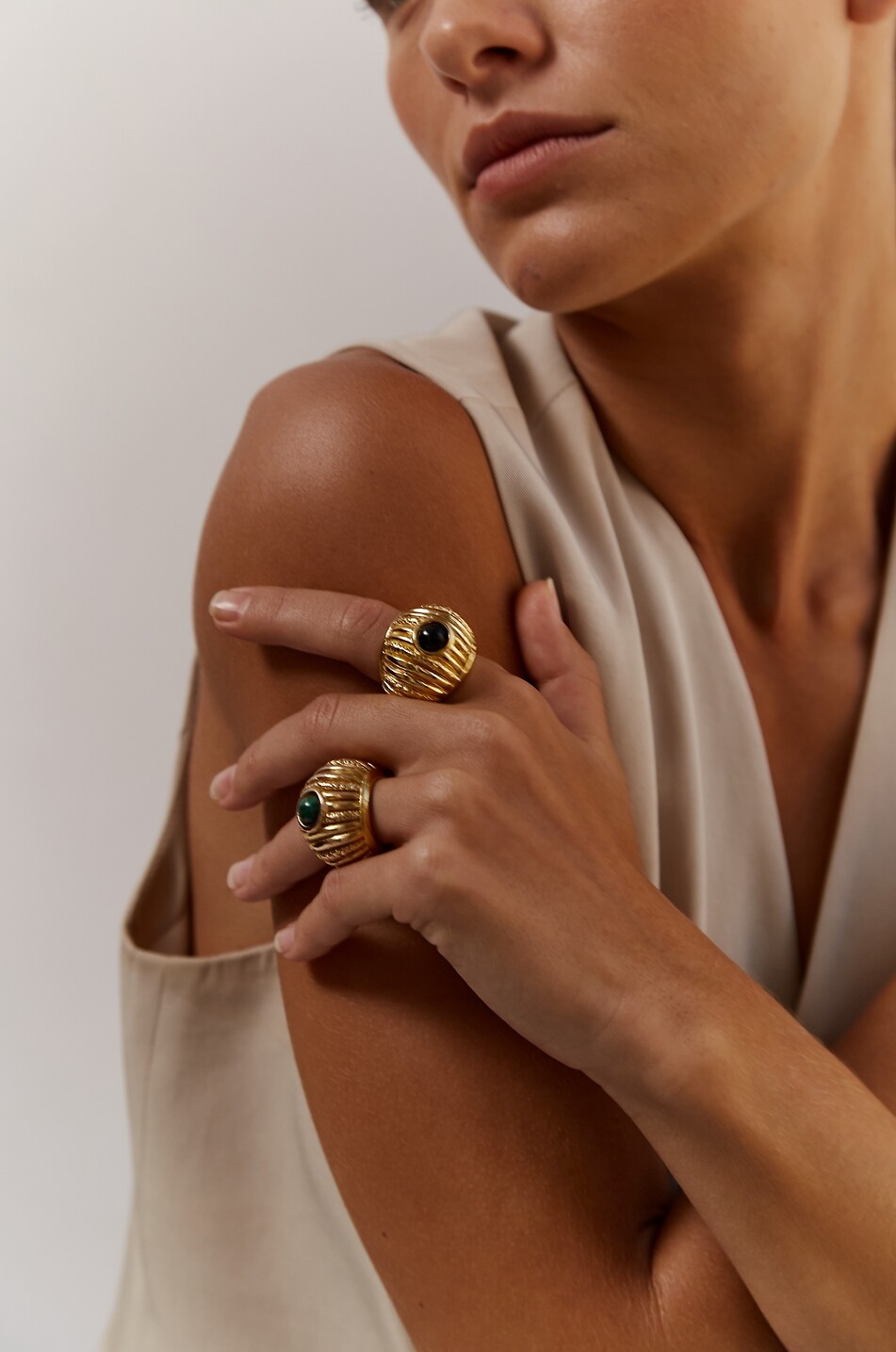 PAOLA SIGHINOLFI Reef fluted golden ring with malachite Women GOLDEN 4