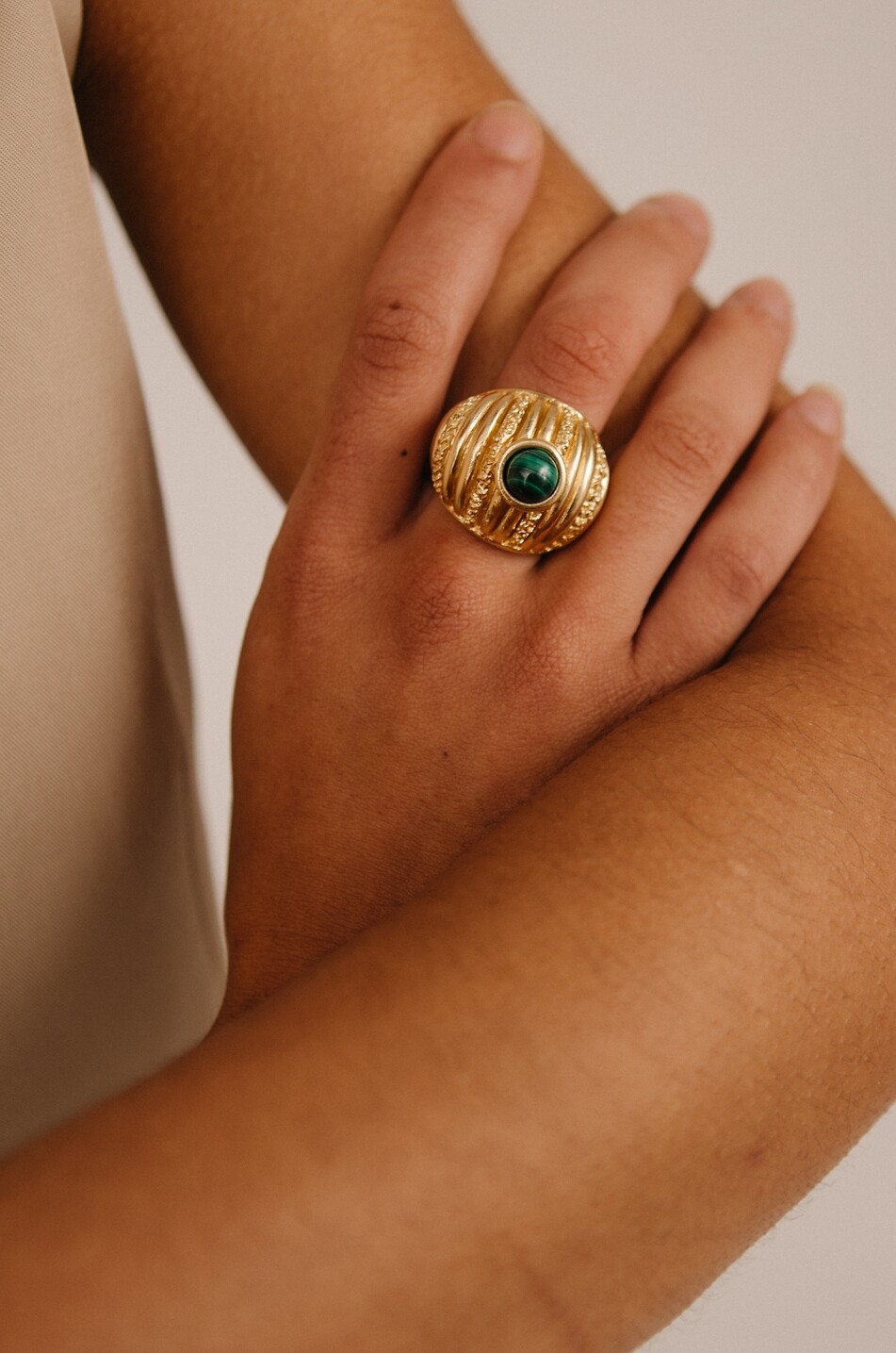 PAOLA SIGHINOLFI Reef fluted golden ring with malachite Women GOLDEN 5