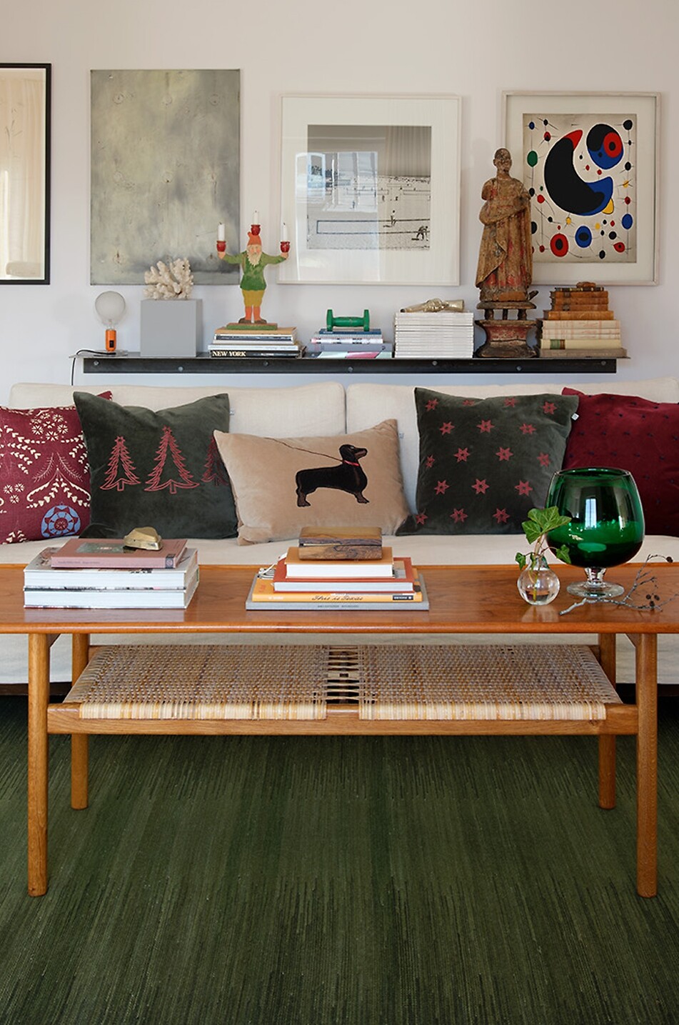 CHHATWAL & JONSSON Quadratische Kissenhülle aus besticktem Samt Pine Tree Haus GRÜN 4