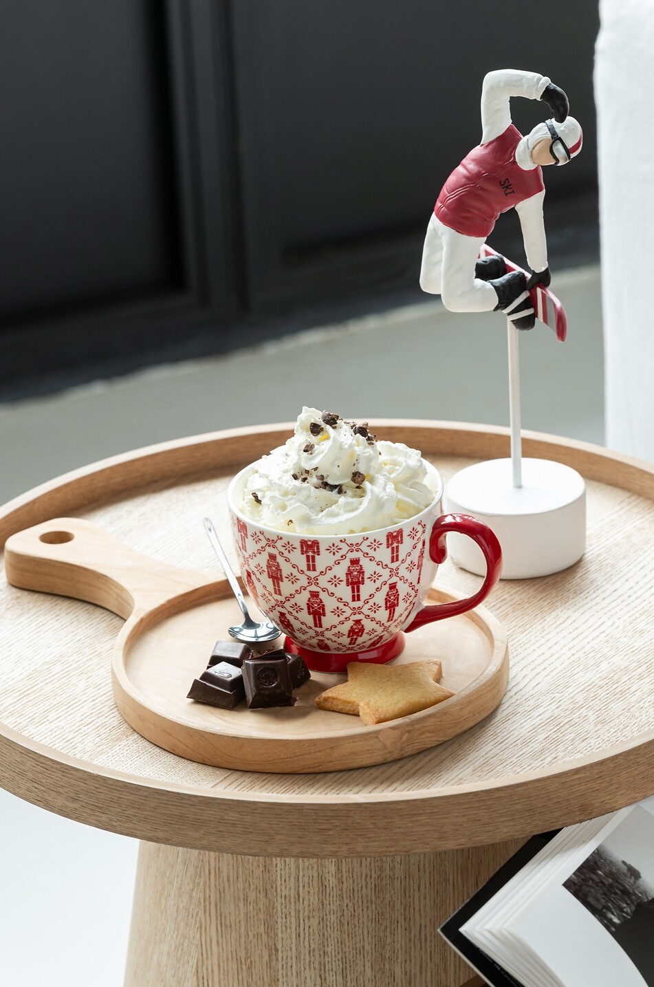 JOLIPA Planche à découper ronde en bois naturel - S Maison MARRON 2