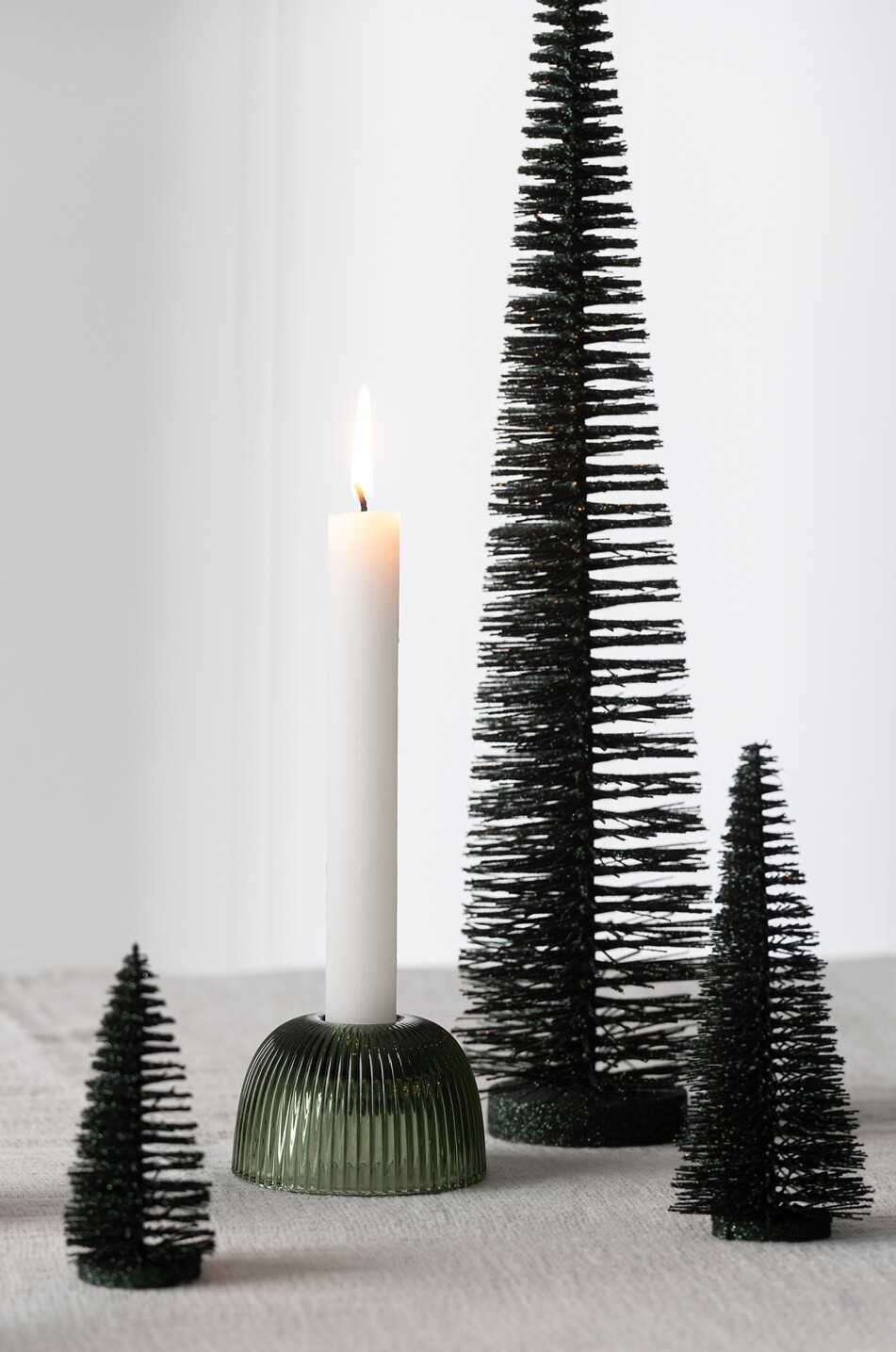 JOLIPA Glitzernder Tannenbaum - L Haus GRÜN 4