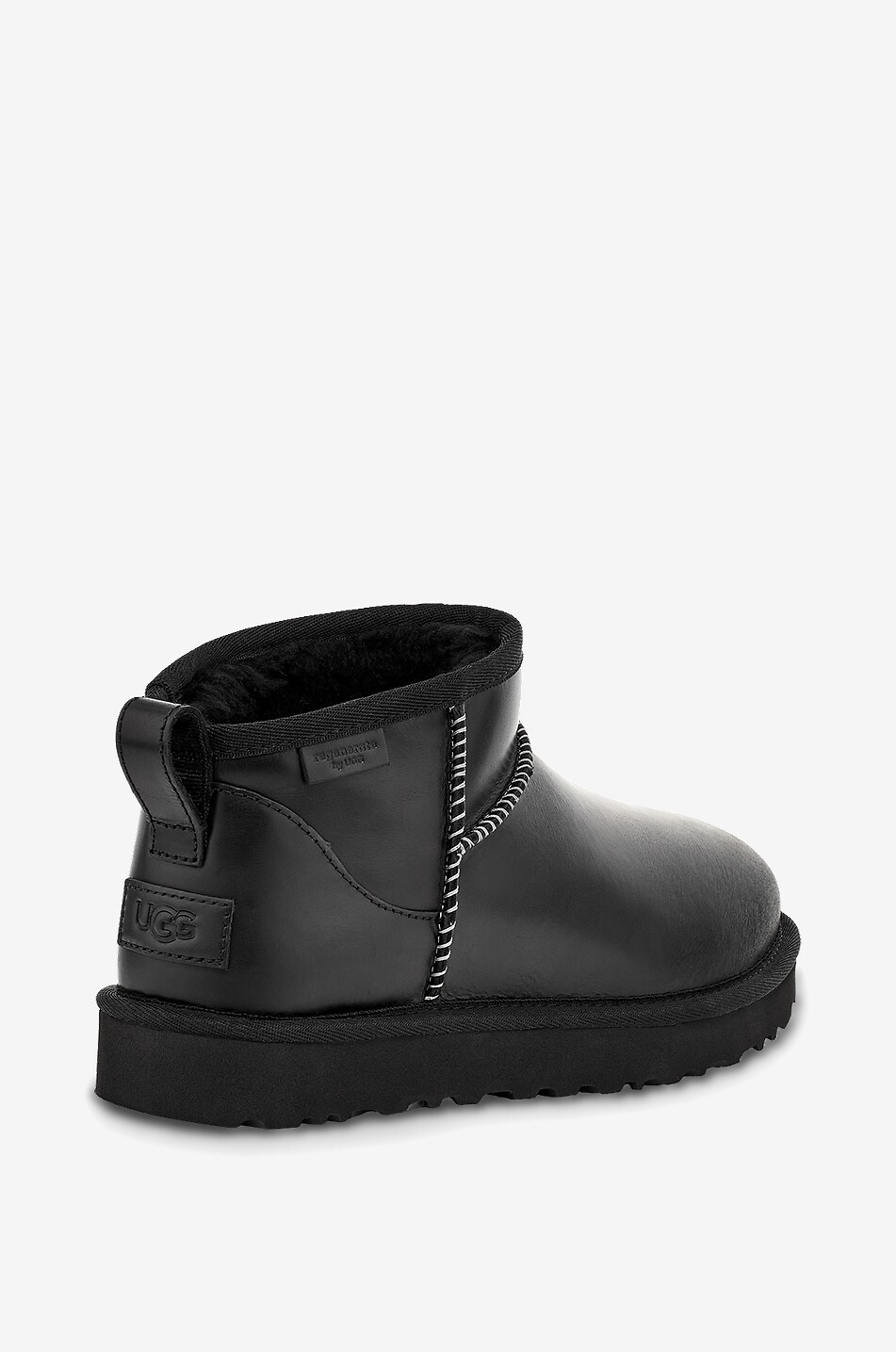 UGG Flache Stiefeletten aus glattem Leder Classic Ultra Mini Damen SCHWARZ 5