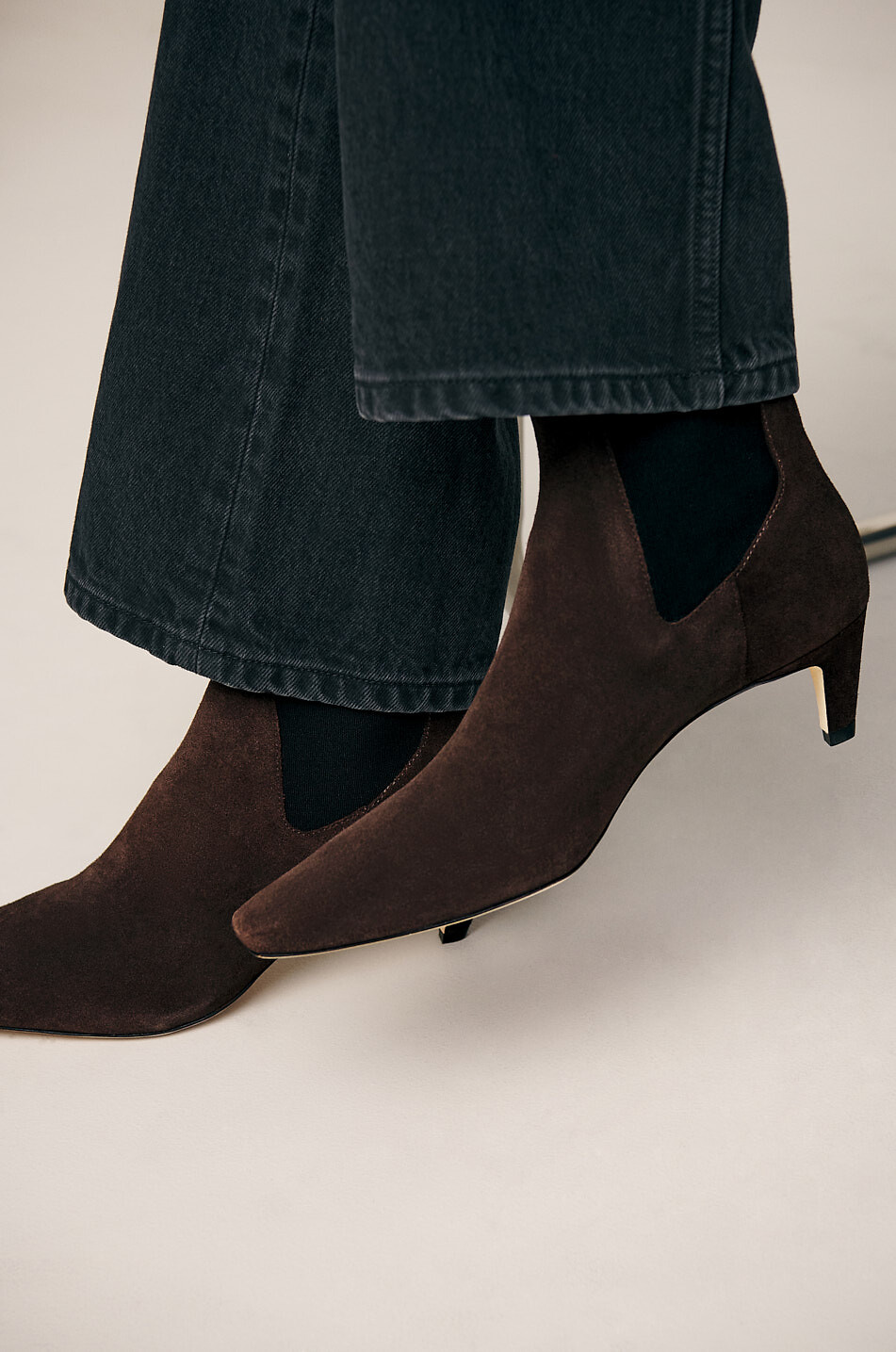 REFORMATION Roberta 50 suede heeled ankle boots Women BROWN 3