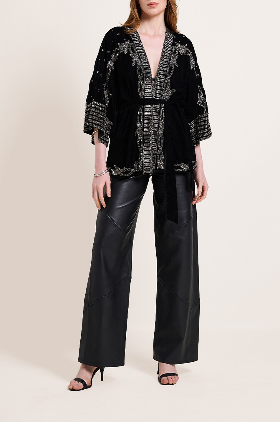 SCARLETT POPPIES Starlight embroidered plush velvet kimono Women BLACK 3