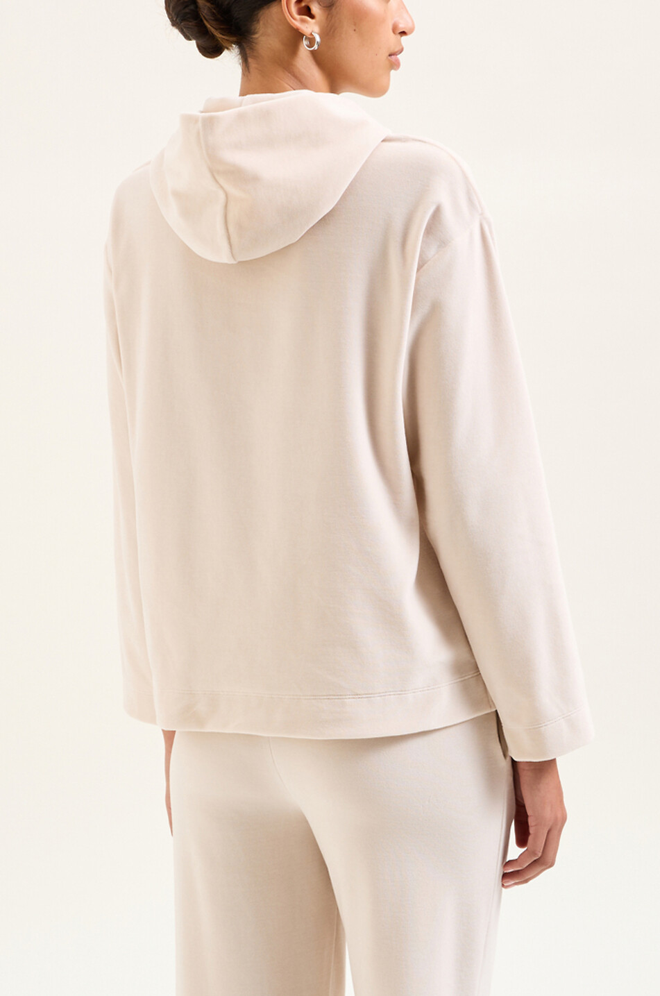 LAURENCE TAVERNIER Sweat-shirt à capuche en velours Lena Femme BLANC CASSE 3
