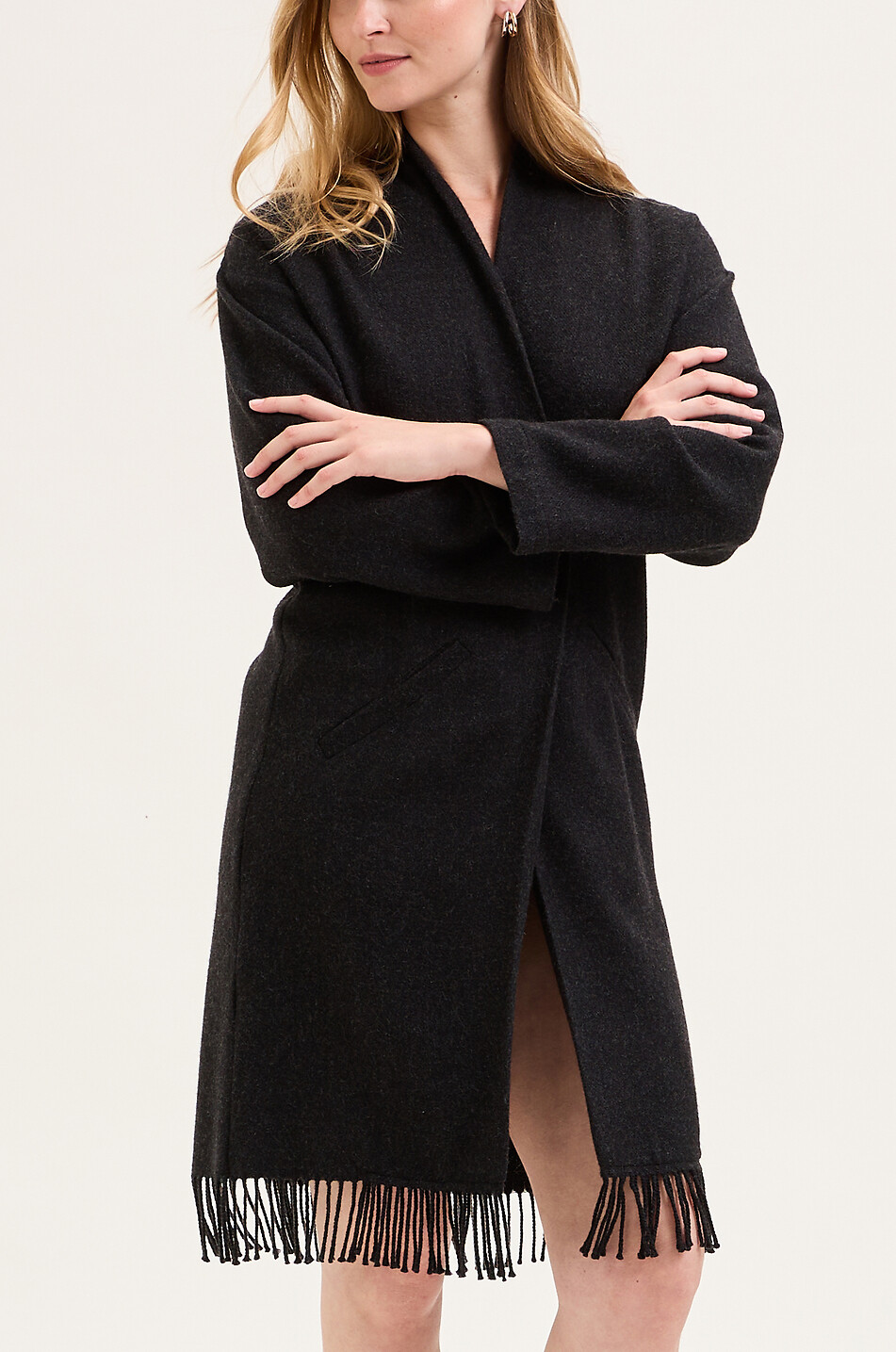 LAURENCE TAVERNIER Poncho long en laine à franges Laurence Femme GRIS FONCÉ 2