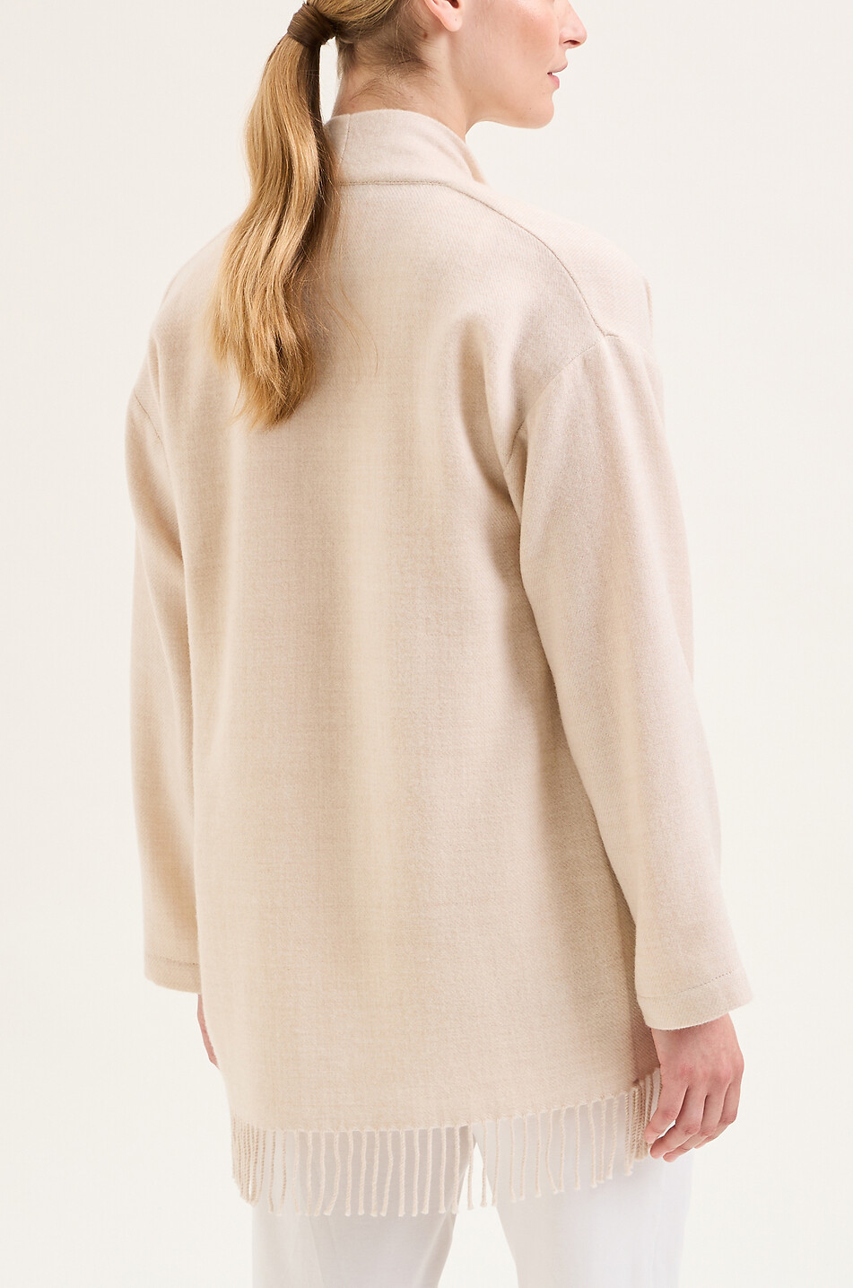 LAURENCE TAVERNIER Poncho court en maille à franges Laurence Femme BEIGE 3