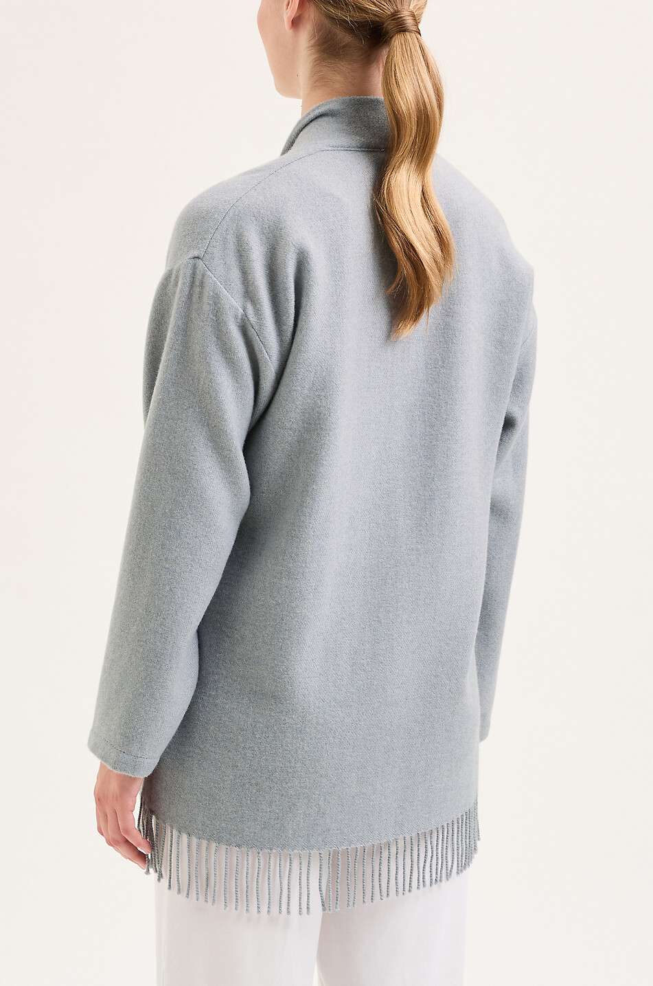 LAURENCE TAVERNIER Poncho court en maille à franges Laurence Femme GRIS 3