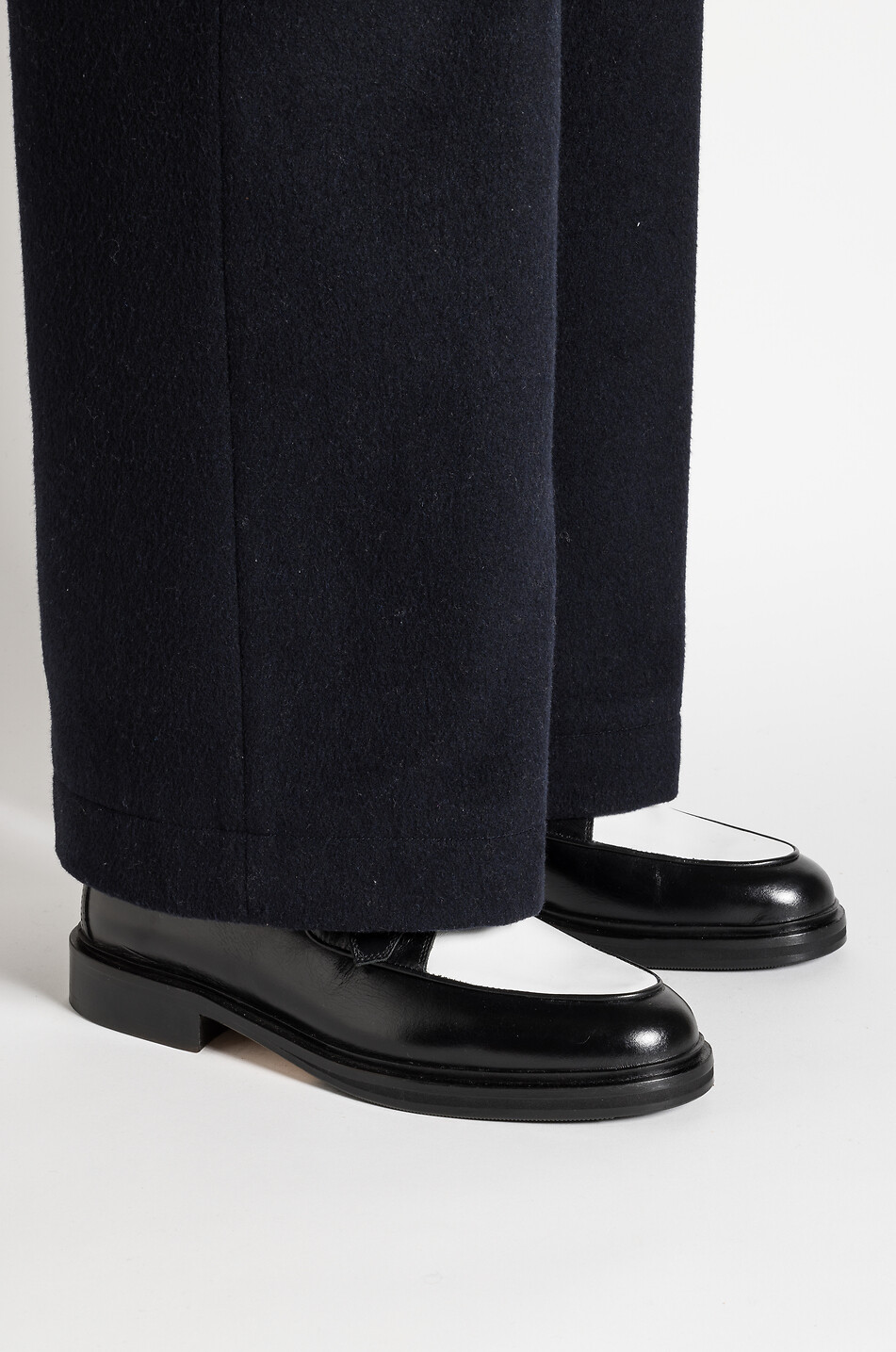 JACQUES SOLOVIERE Serge glossy bicolour leather loafers Men BLACK 3