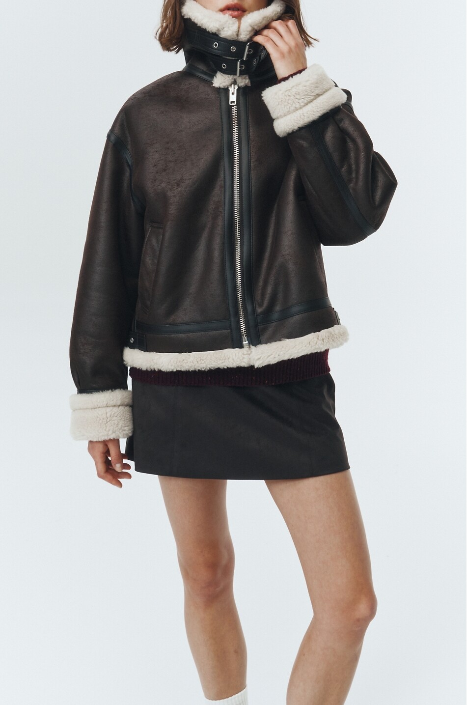 DUNST Manteau court en cuir synthétique à col fourré Femme MARRON 6