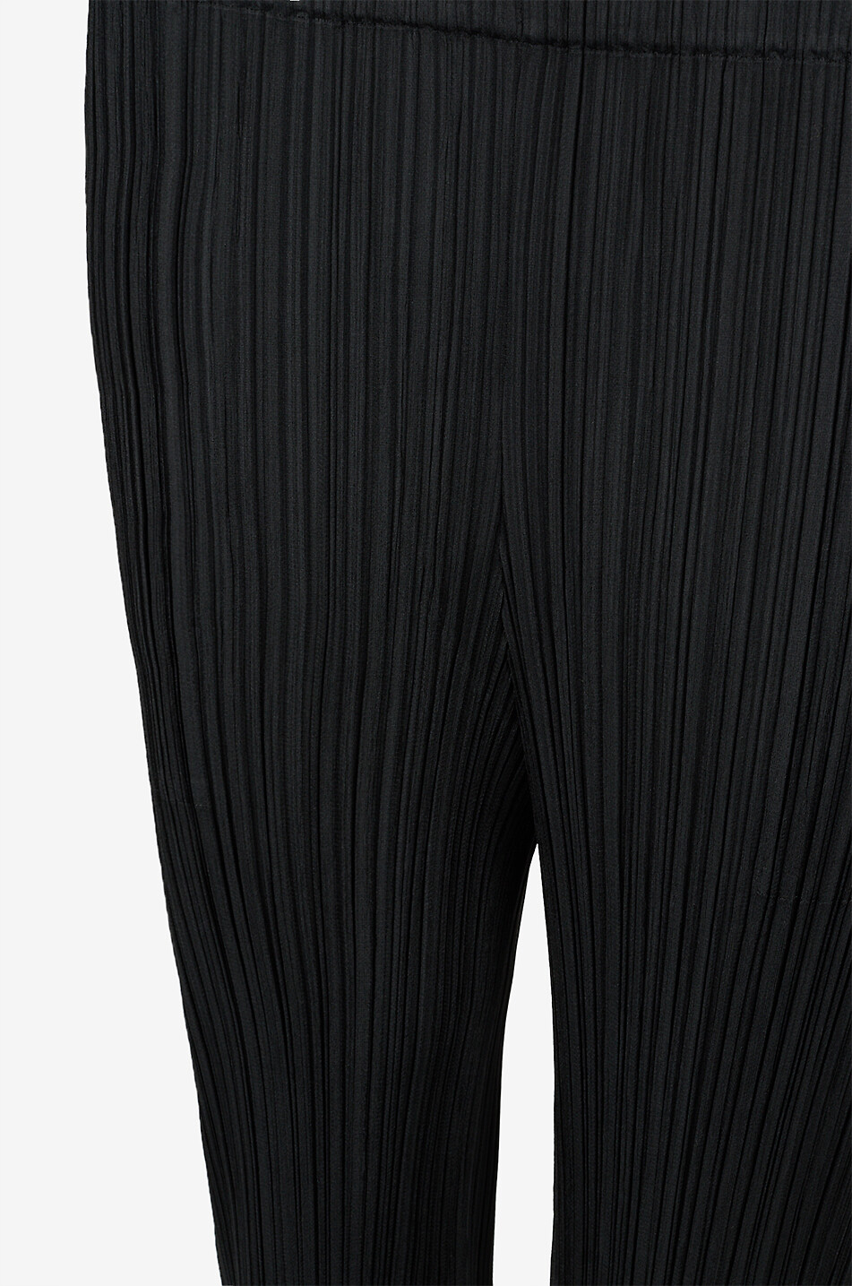 PLEATS PLEASE CO pleated Capri trousers Women BLACK 3