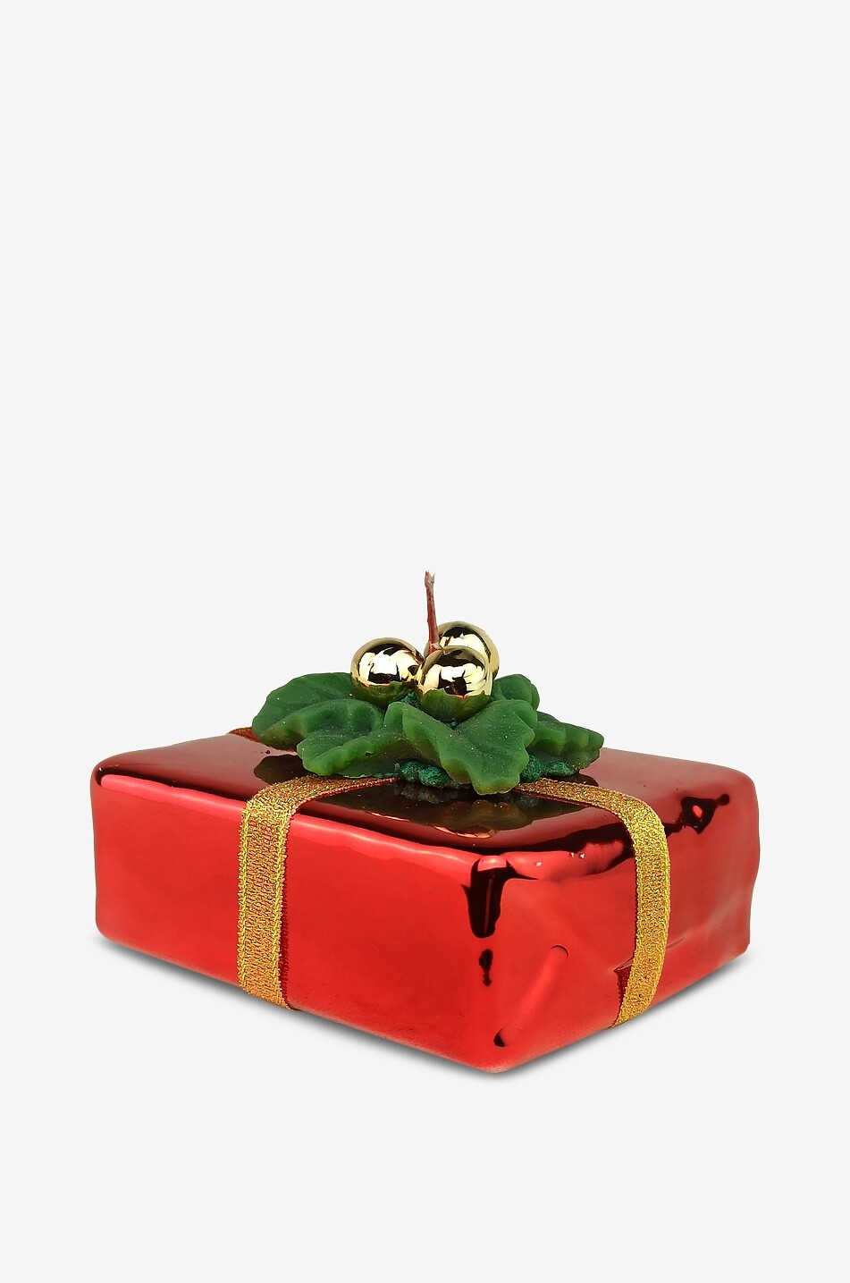 Kerze in Geschenkpäckchen-Form mit Stechpalmen