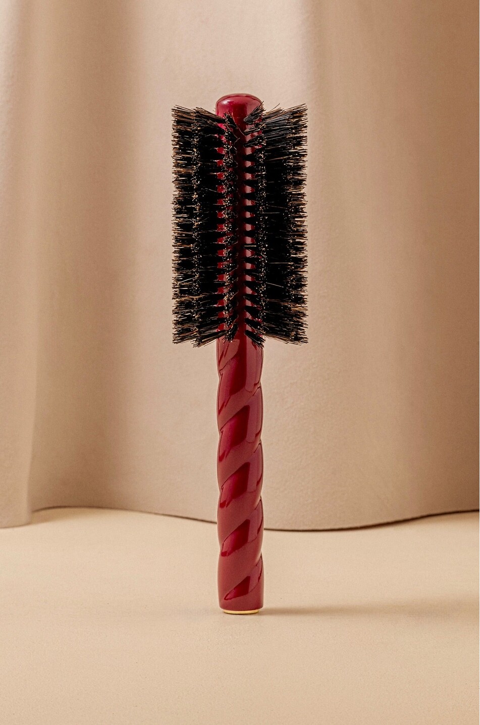 LA BONNE BROSSE Round Styling Brush No.08 Unisex RED 1