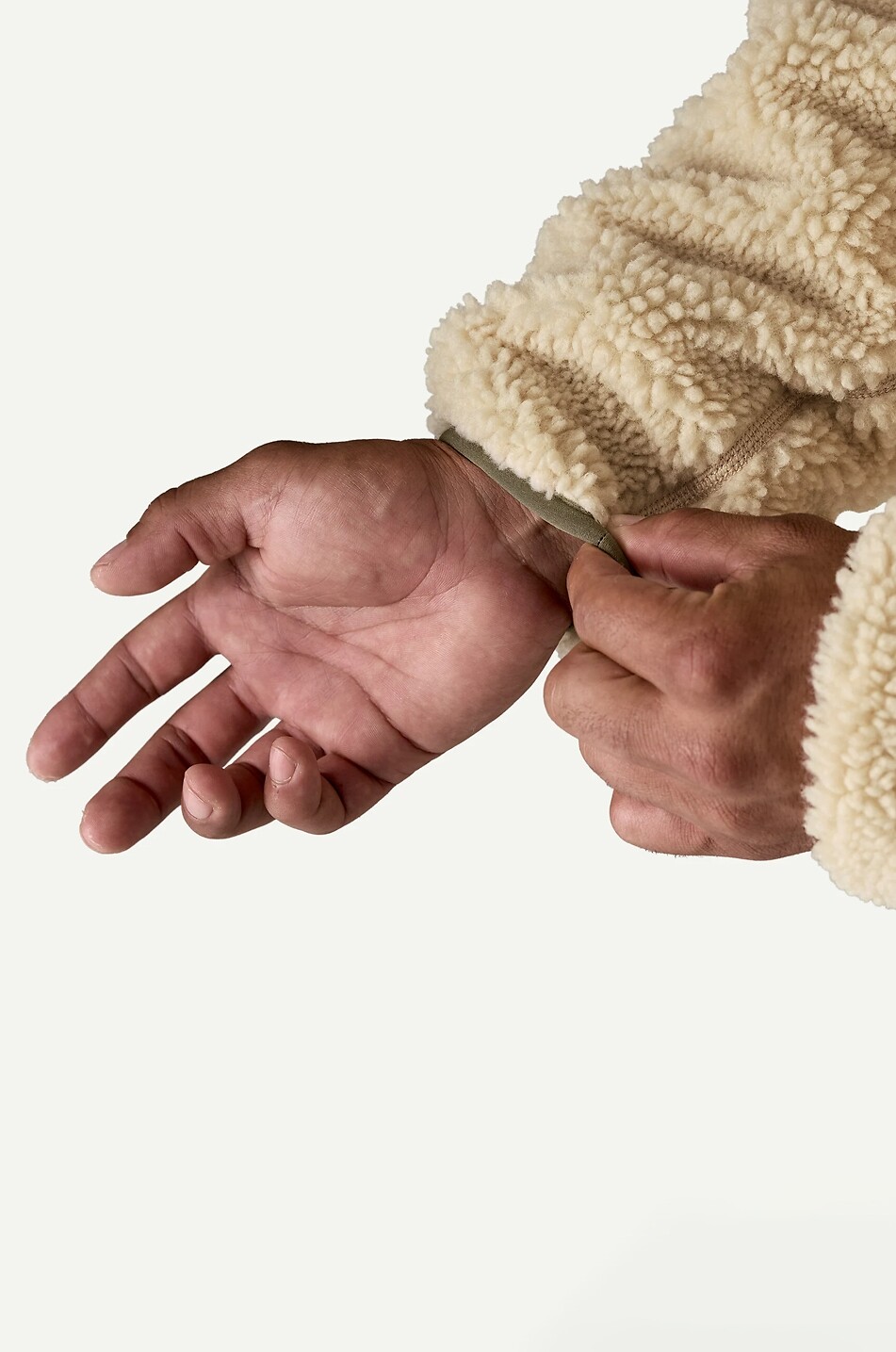 PATAGONIA Retro-X Classic fleece high-neck jacket Men BEIGE 7