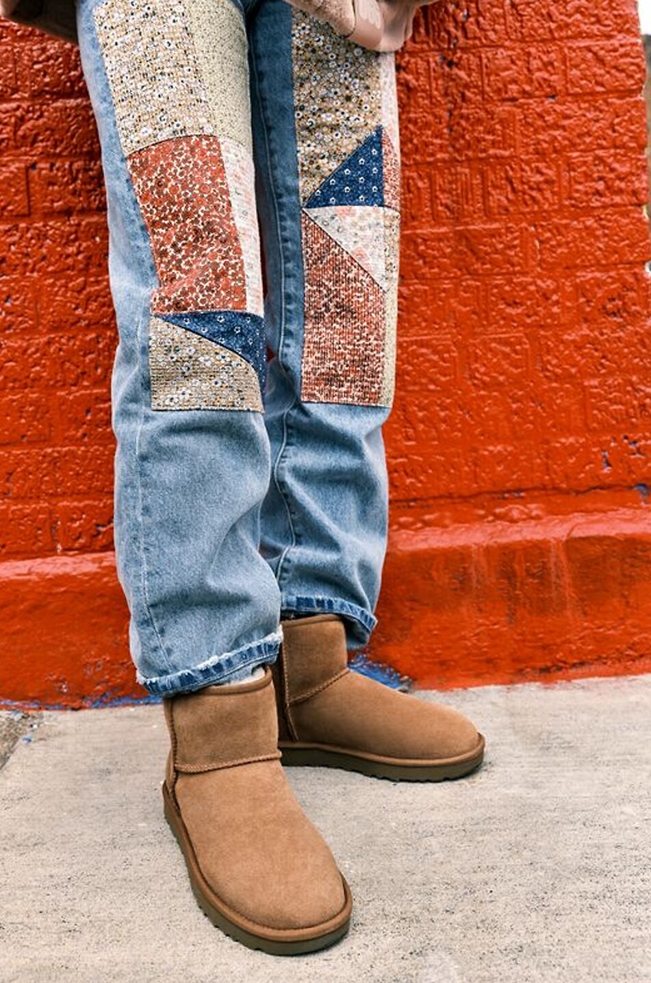 UGG Hochwertige Wildleder-Stiefeletten Classic Mini II Damen BRAUN 3