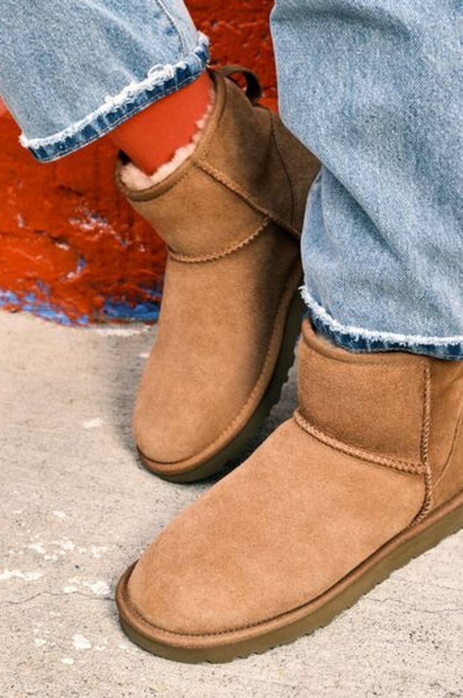 UGG Hochwertige Wildleder-Stiefeletten Classic Mini II Damen BRAUN 4