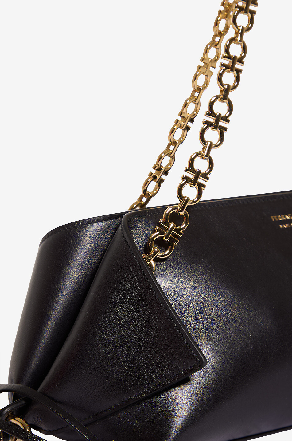 SALVATORE FERRAGAMO Sac porté épaule irrégulier en cuir brillant Scarfsh XS Femme NOIR 5