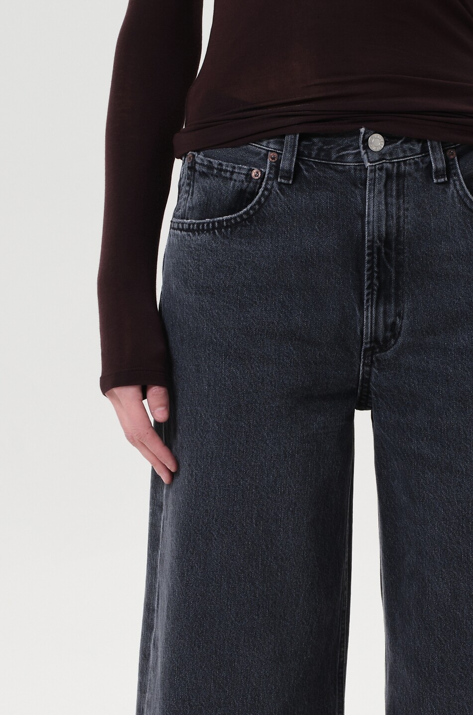 AGOLDE Jean incurvé décontracté Low Curve Symbolic Femme GRIS FONCÉ 4