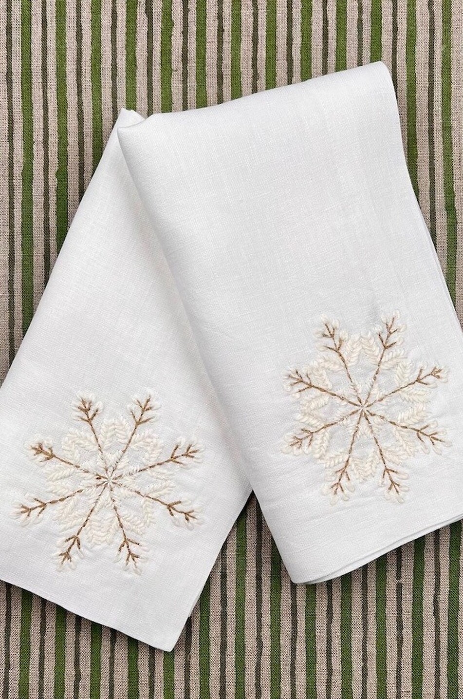 THE TABLE LOVE Serviette de table brodée à la main Snowflake Maison BEIGE 4