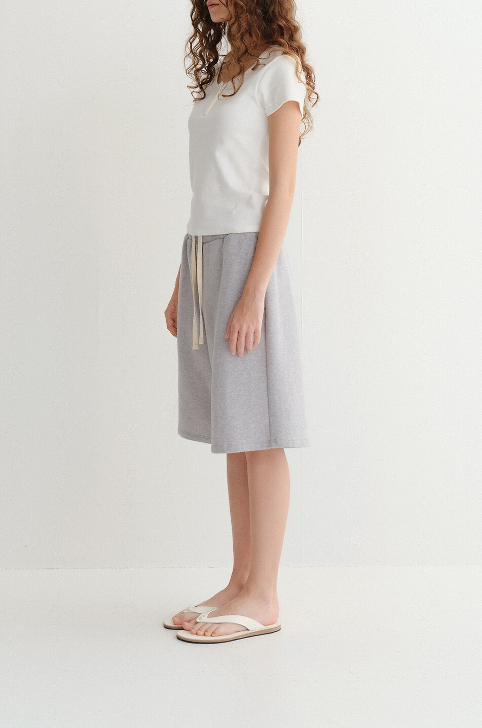 DUNST Top à manches courtes en jersey à col Henley Femme BLANC CASSE 8
