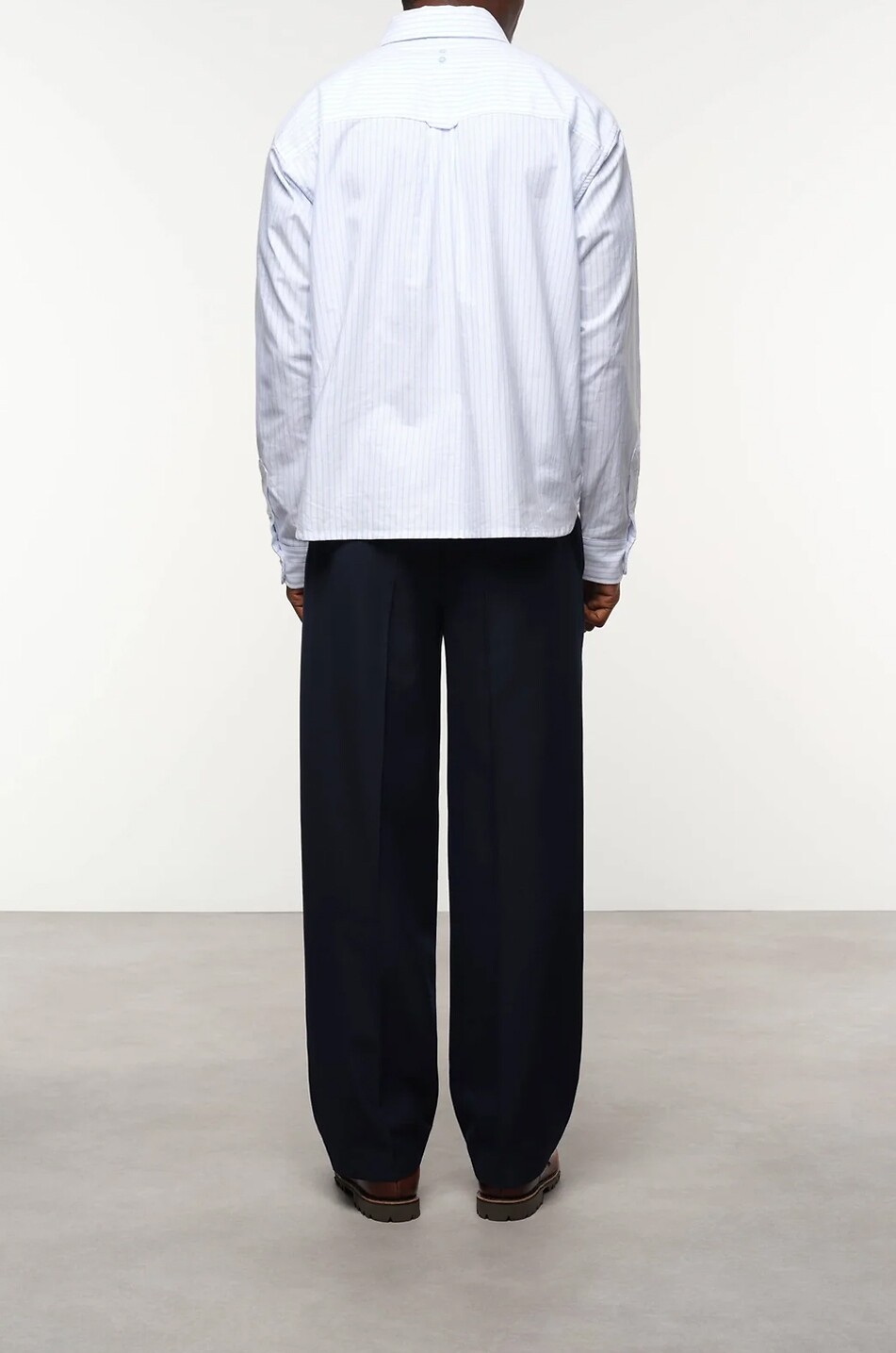 ABOUT:BLANK Pantalon baggy à pinces en toile Everyday Homme BLEU FONCE 4