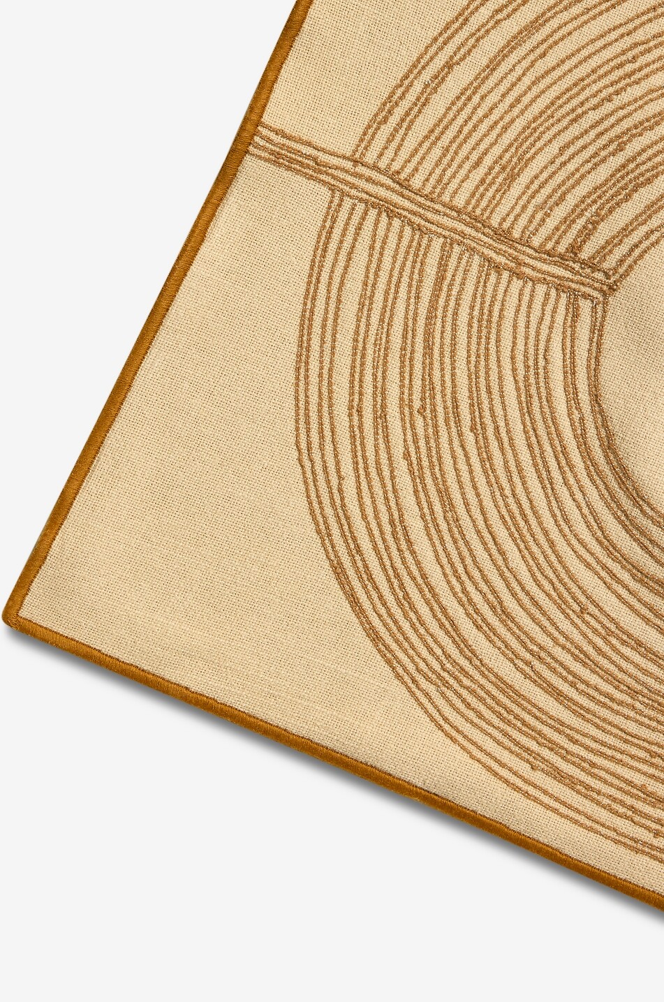 MAISON SARAH LAVOINE Set de table brodé rectangulaire en coton Mirage Maison JAUNE FONCÉ 4