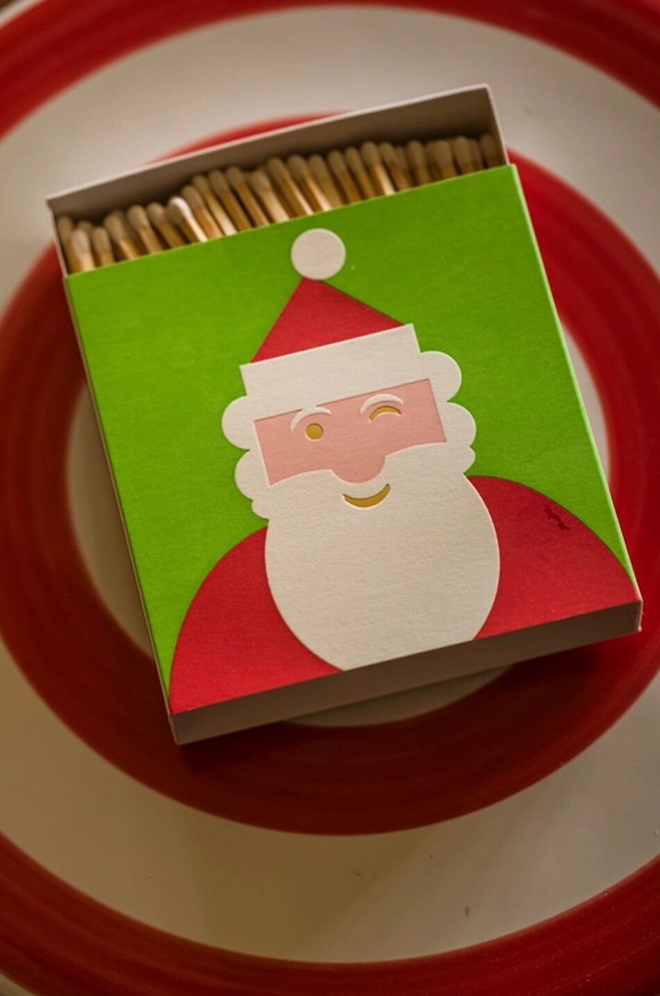 ARCHIVIST Dekorative Streichholzschachtel Winking Santa Haus BUNT 3