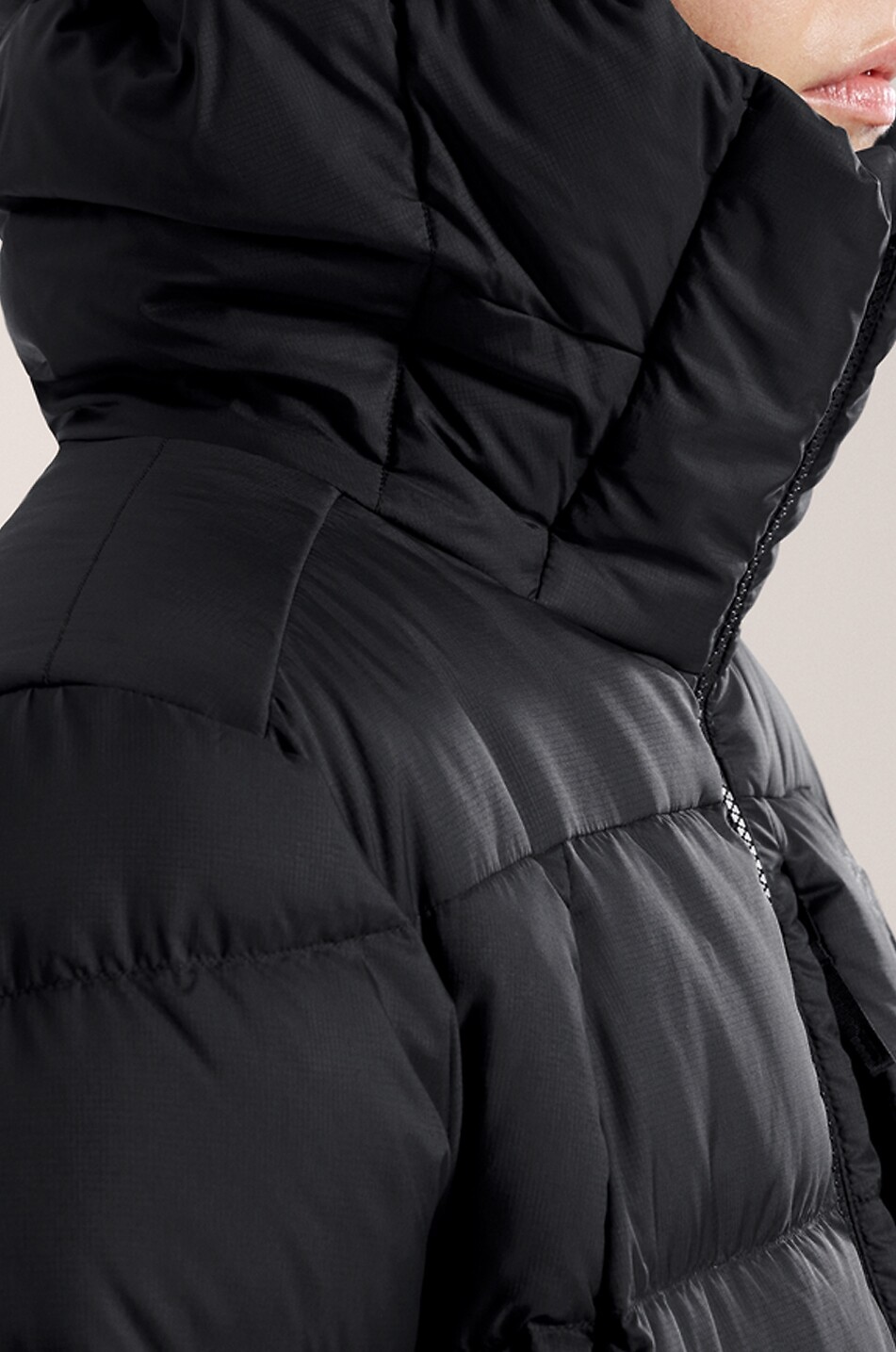 ARC'TERYX Thorium long quilted hooded technical fabric parka Women BLACK 8