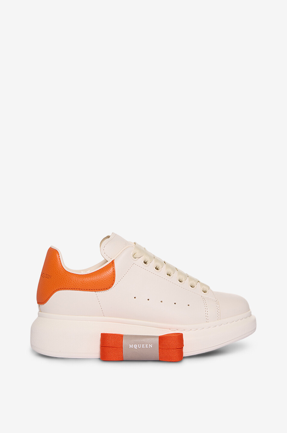 ALEXANDER McQUEEN Niedrige Glattleder-Sneakers mit genarbtem Leder Oversized Damen WEISS 5