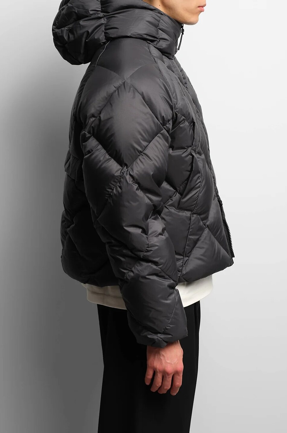 ABOUT:BLANK Kurze gesteppte Daunenjacke mit Kapuze Puffer Herren SCHWARZ 4