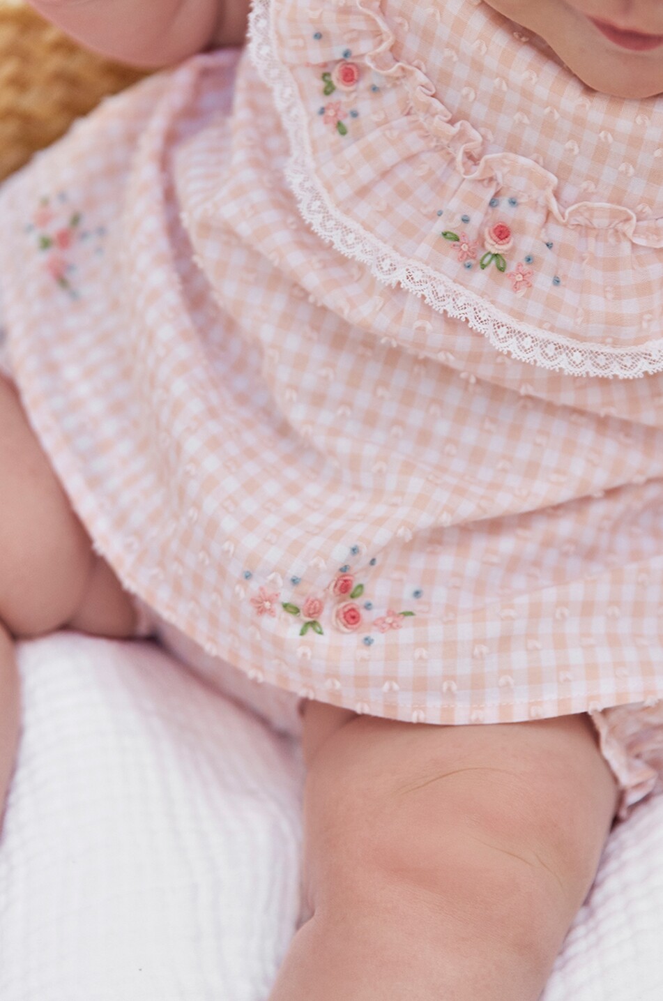 TARTINE ET CHOCOLAT Ensemble bébé top et bloomers en coton à carreaux vichy et broderies florales Bébé ROSE CLAIR 7