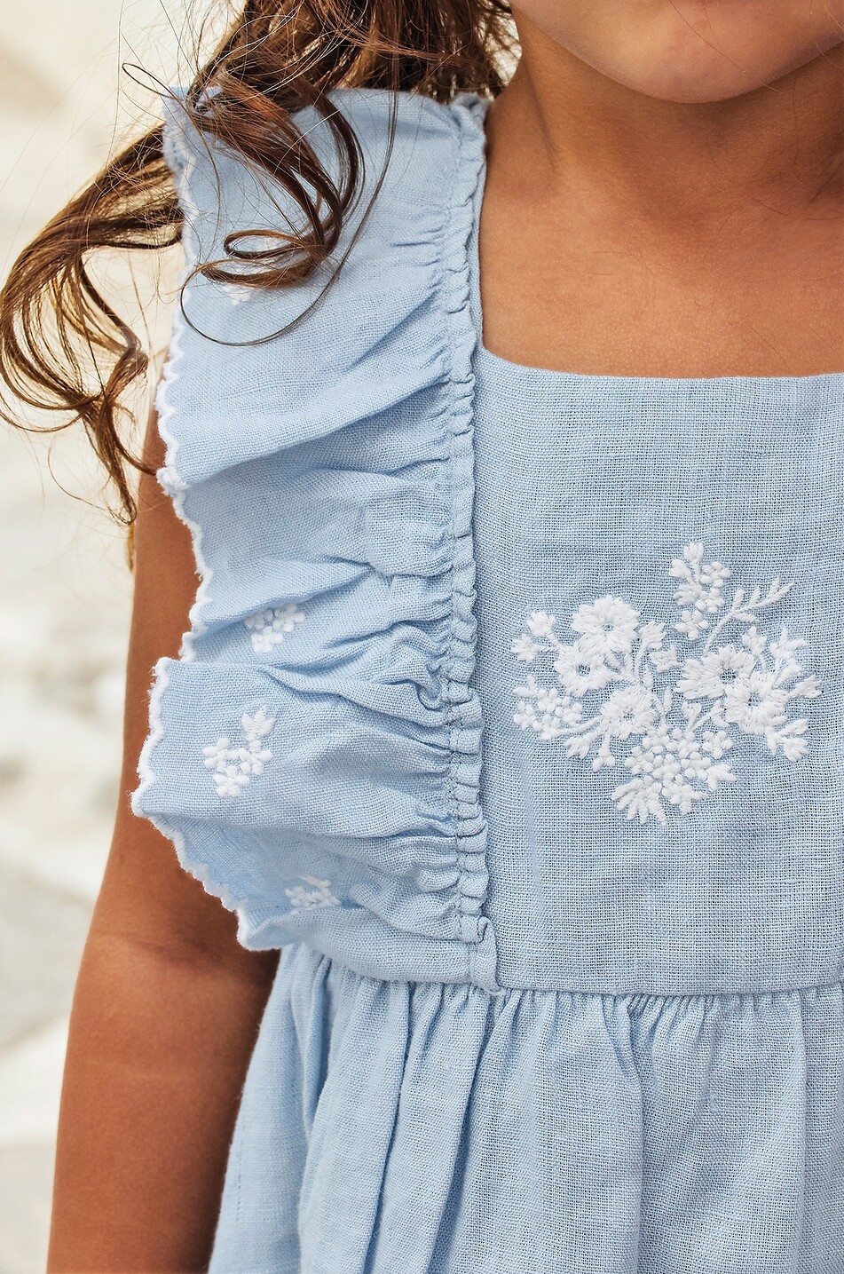 TARTINE ET CHOCOLAT Sleeveless flower-embroidered ruffled linen baby dress Baby BLUE 6