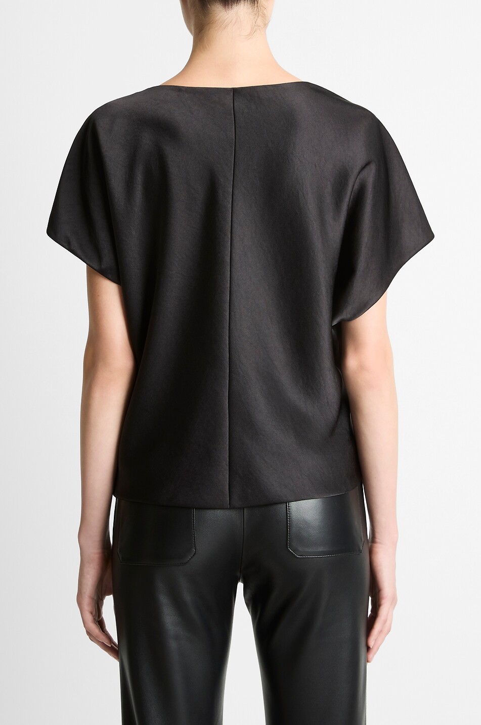 VINCE Top en satin à manches dolman courtes Femme NOIR 3