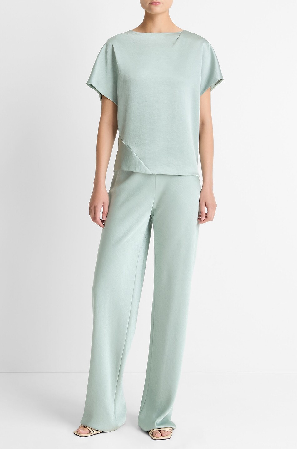 VINCE Top en satin à manches dolman courtes Femme VERT CLAIR 2