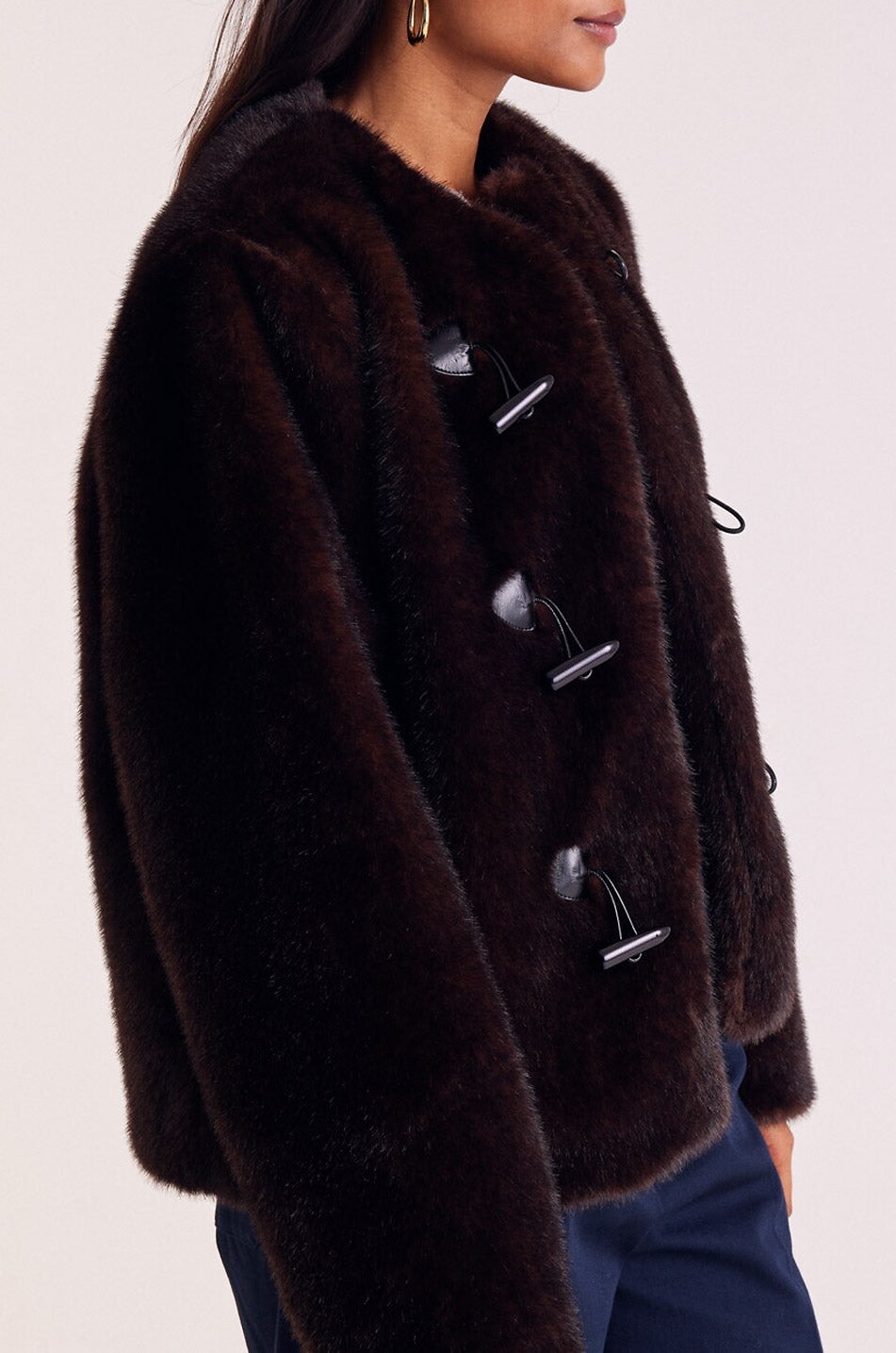 BALZAC PARIS Carla plush faux fur short coat Women DARK BROWN 7