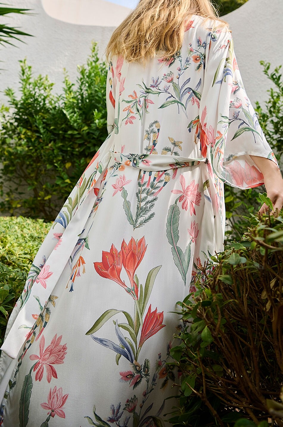 LAURENCE TAVERNIER Kimono long en viscose à imprimé floral Femme MULTICOLORE 7